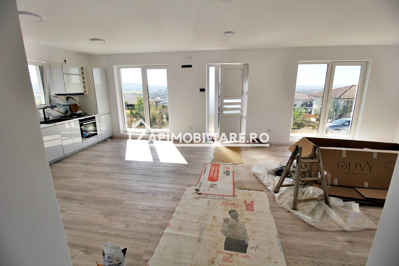 Casa pe 1 nivel,4 camere,2 bai,110 mp.1 dressing,500mp teren — fotografia 4