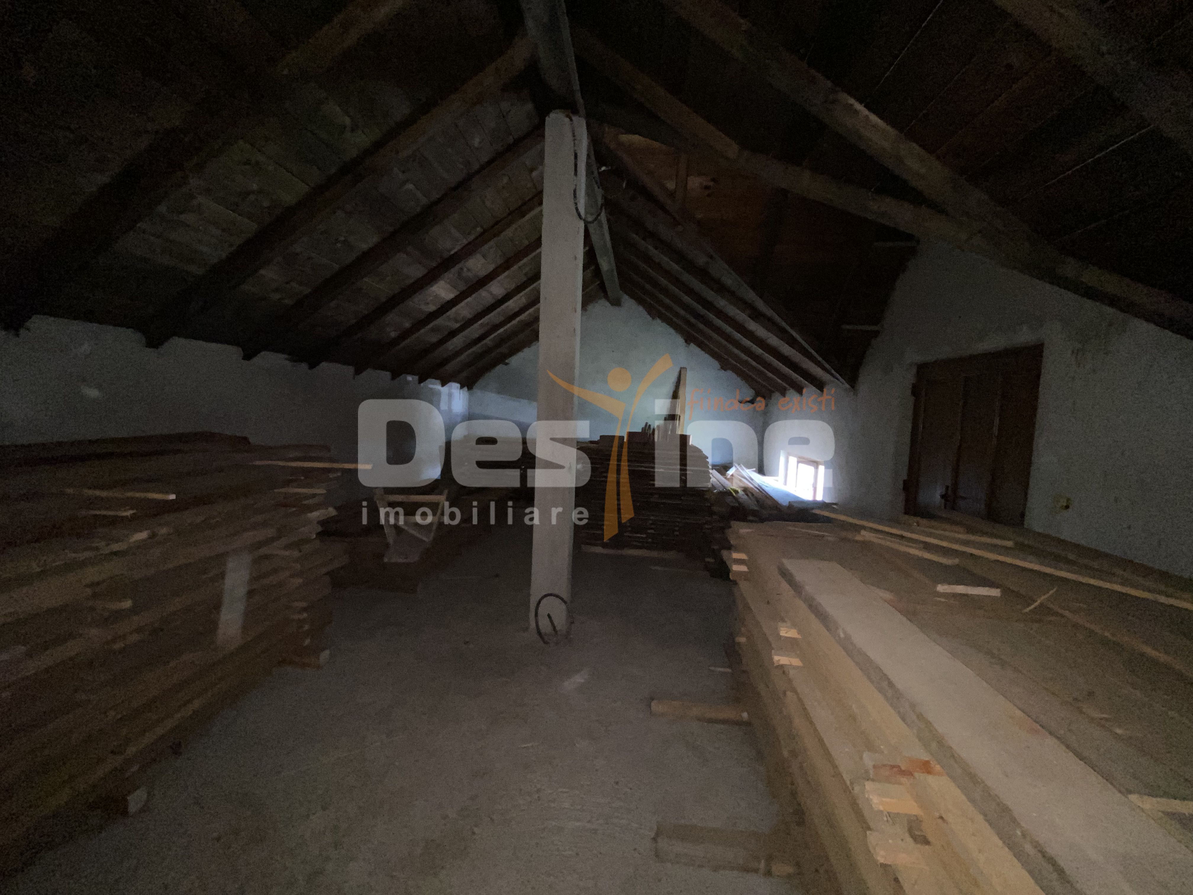 Casa de vanzare 260mp Borlesti 85.000€ — fotografia 10