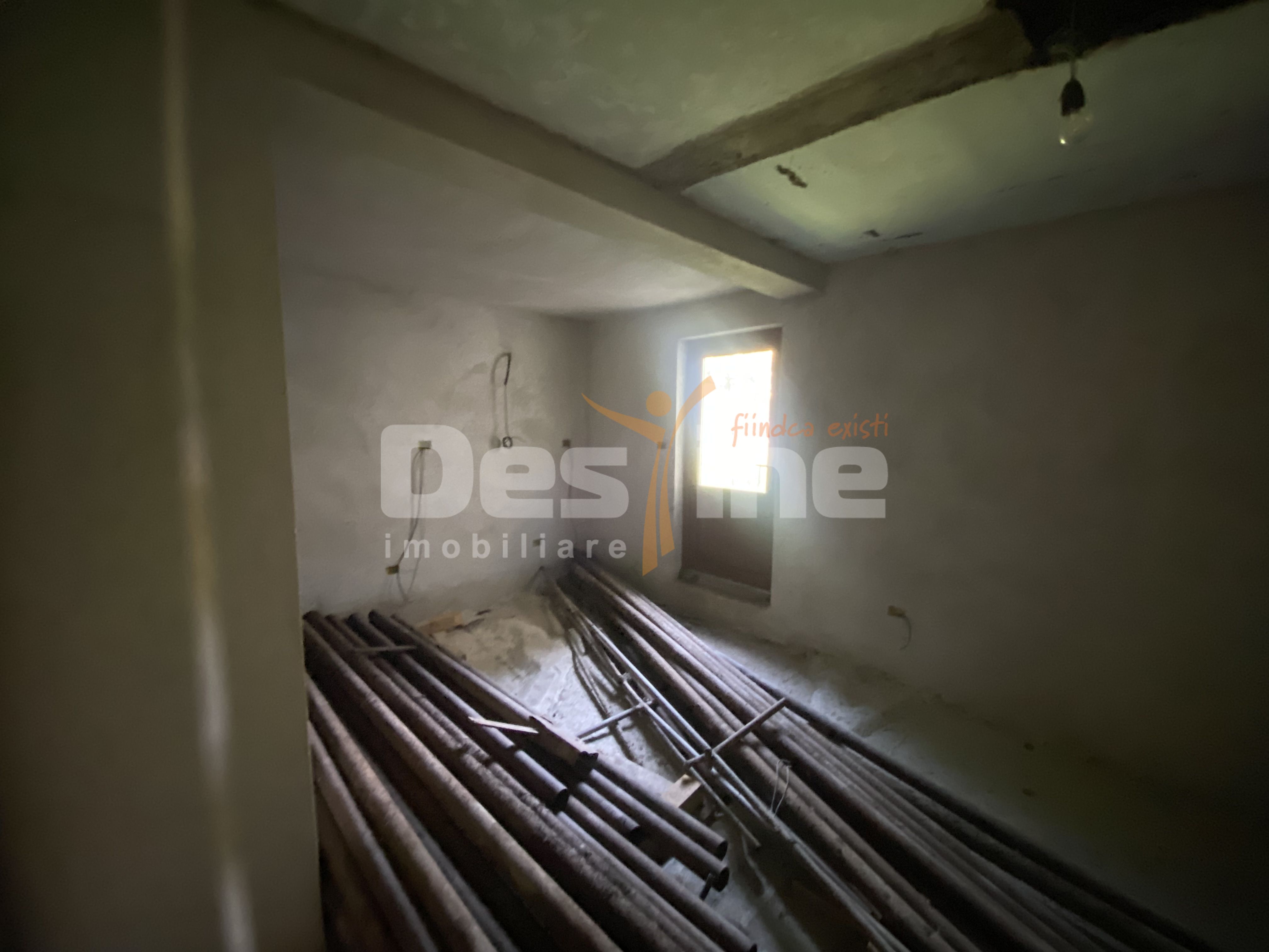 Casa de vanzare 260mp Borlesti 85.000€ — fotografia 3