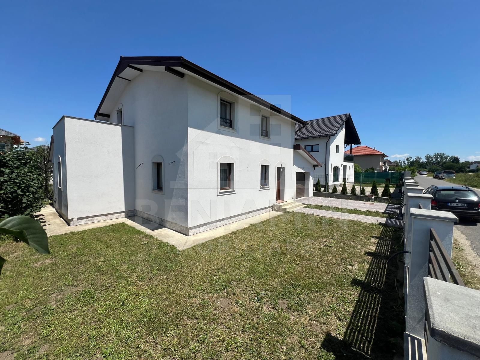 Casa-4-Camere-165mp-Utili-480mp-Garaj-Teren-Bartolomeu-Brasov — fotografia 3