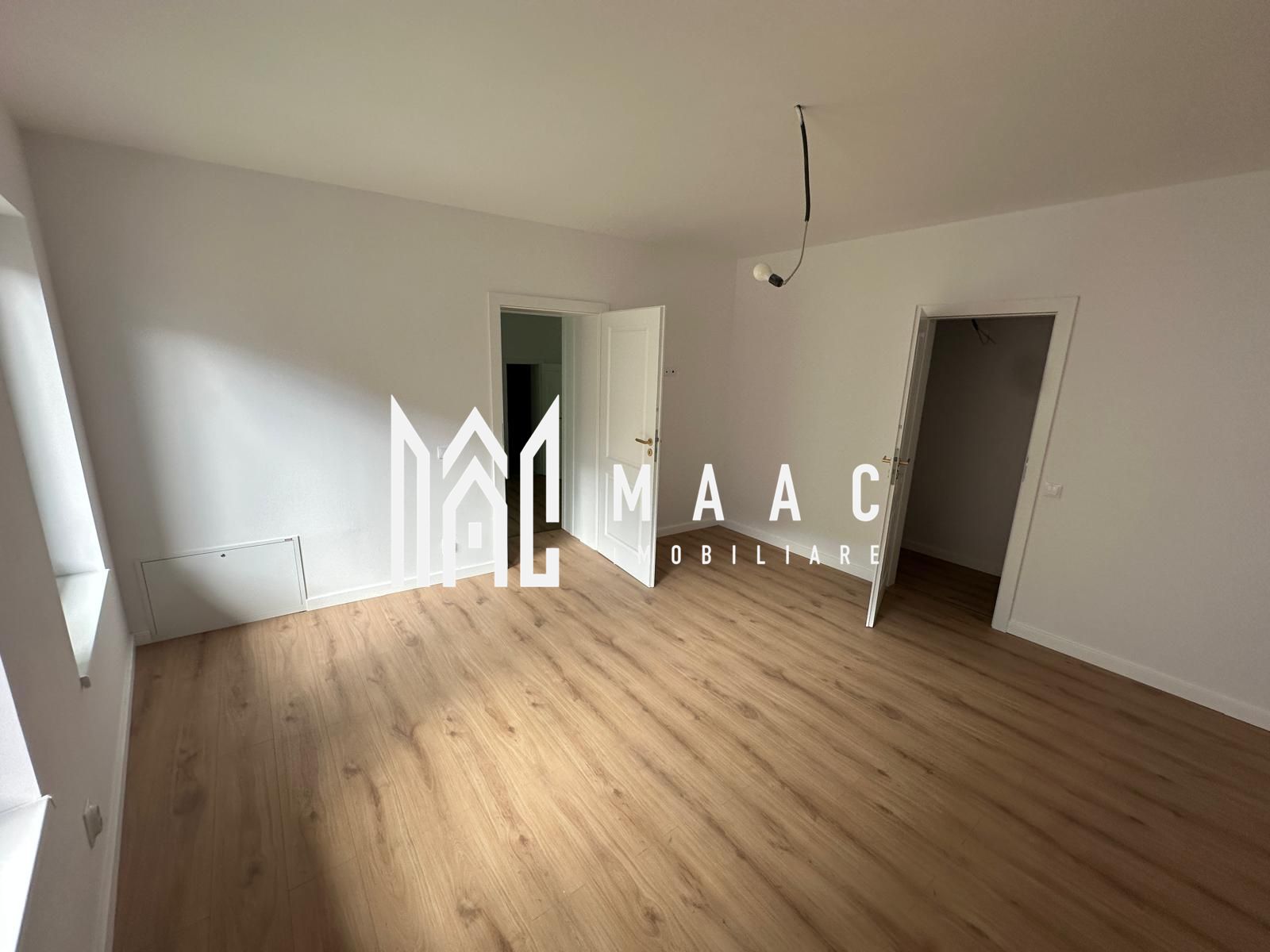 Apartament de vânzare Sibiu | 4 camere | Central | 2 CF — fotografia 3