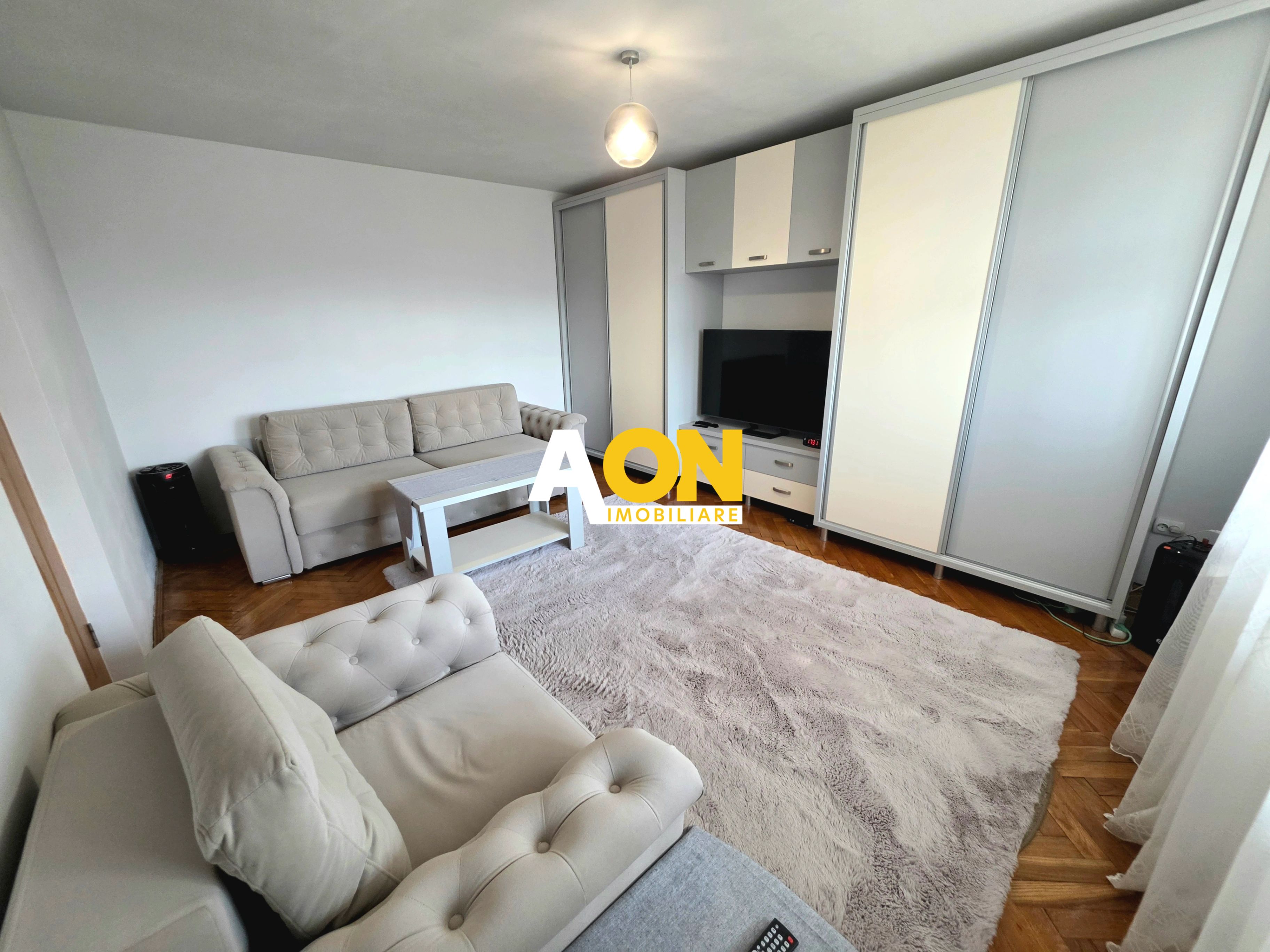 Apartament 2 Camere Decomandat, Strada Closca, Foste Proprietati