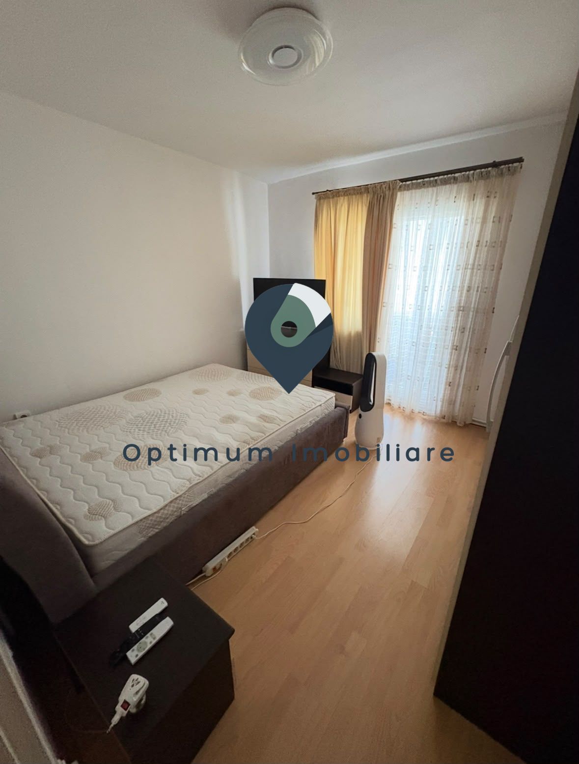 Apartament cu 4 camere, 77 mp, etaj 3/4 in Plopilor ! — fotografia 5
