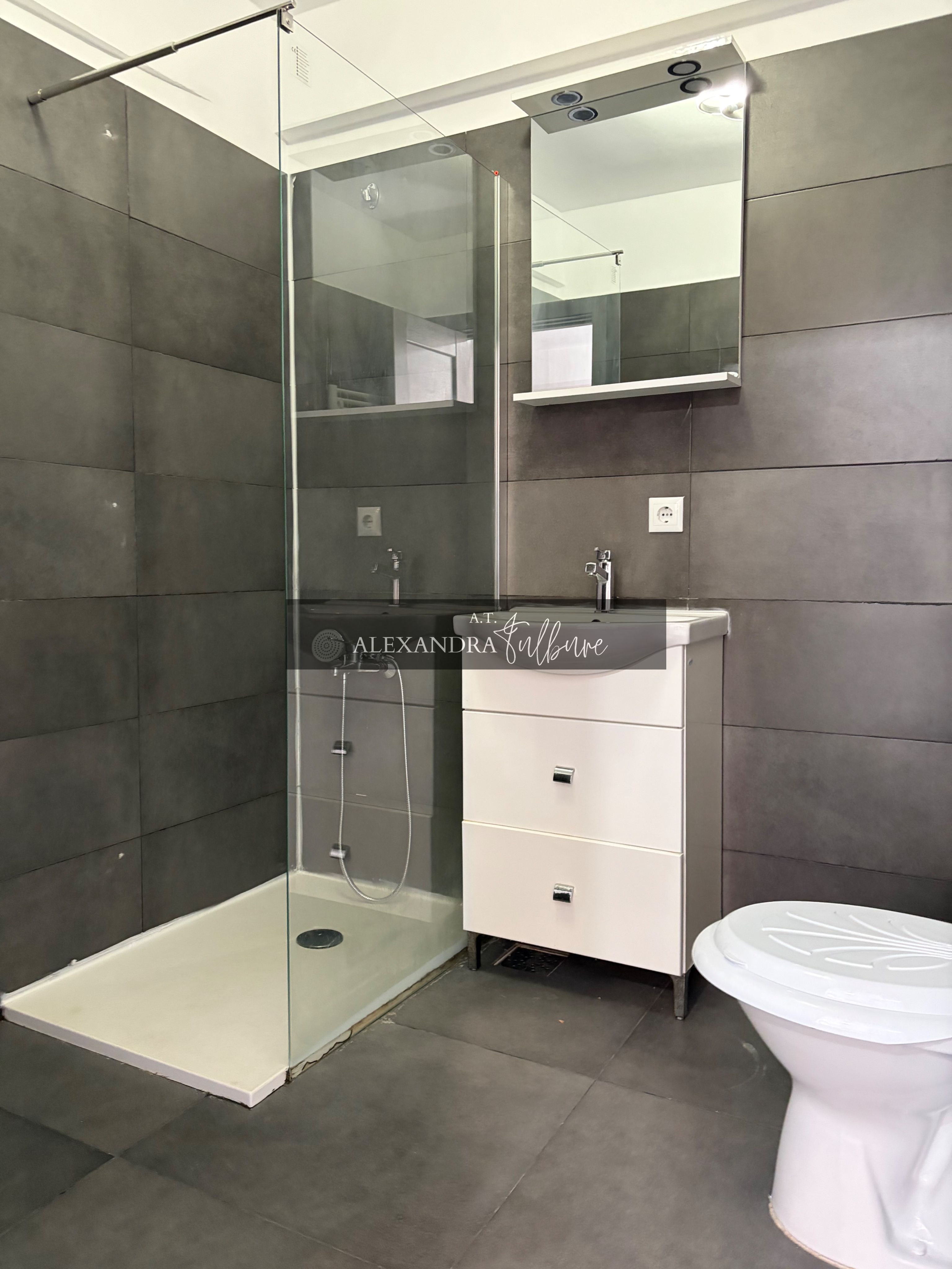Apartament la cheie | 2 camere | terasa | parcare | Lombului — fotografia 5