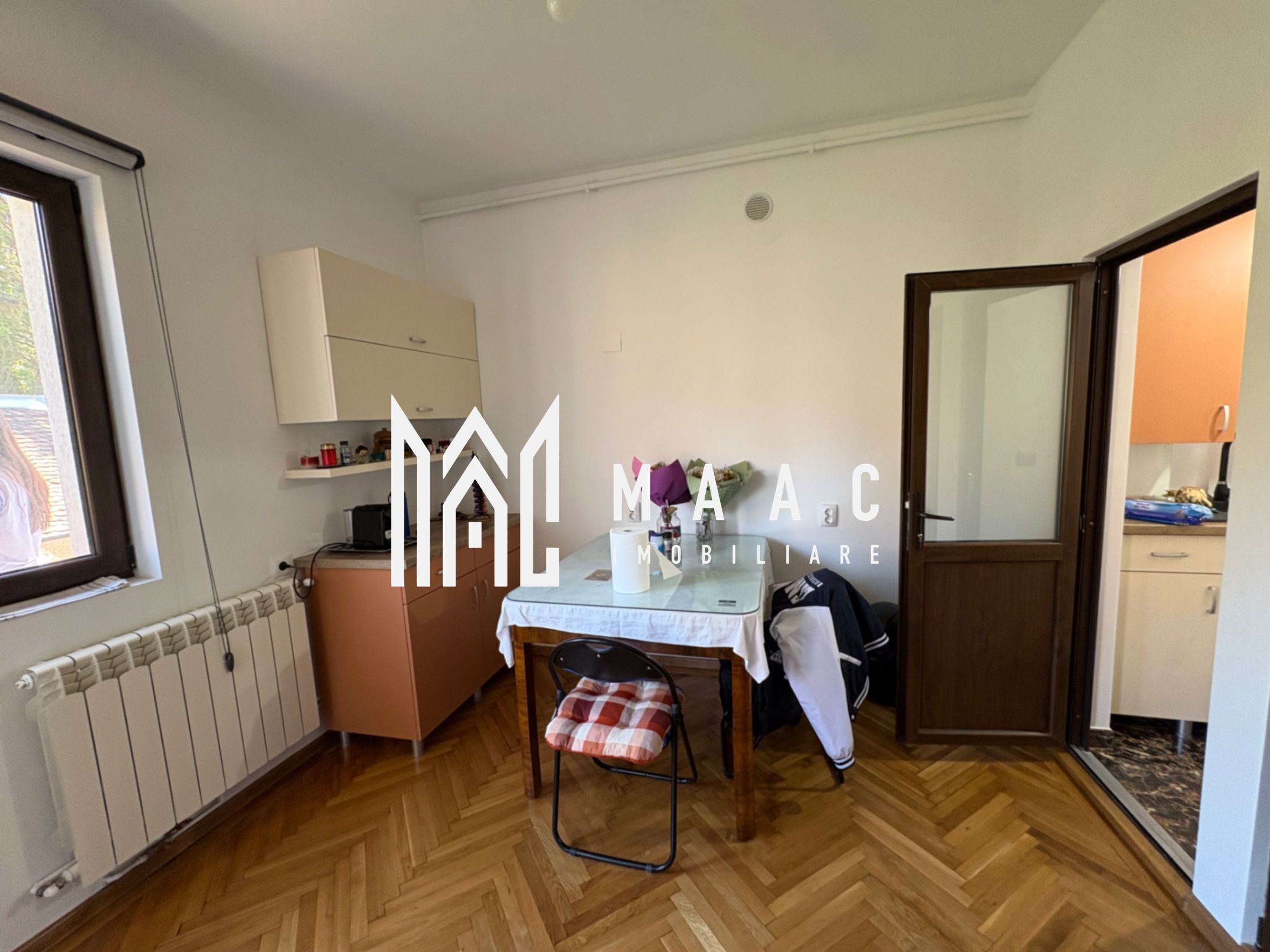 Apartament de vânzare Sibiu | 3 camere | Ultracentral, garaj, 2 pivnițe — fotografia 4