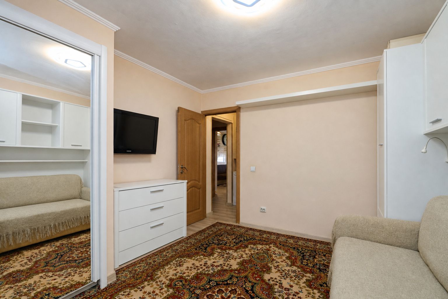 Apartament cu 3 camere, 2 băi și balcon închis | Exercițiu — fotografia 14