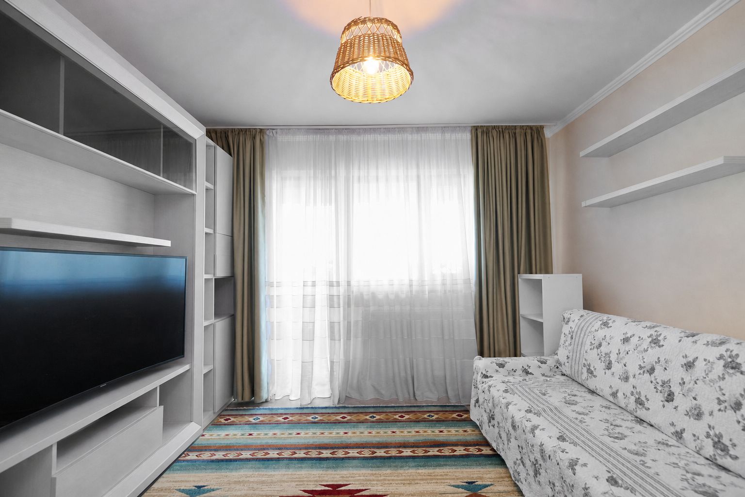 Apartament cu 3 camere, 2 băi și balcon închis | Exercițiu — fotografia 5