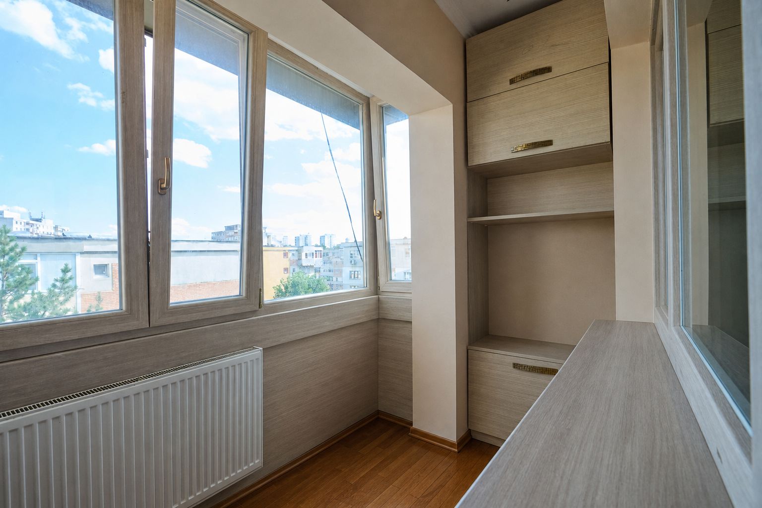 Apartament cu 3 camere, 2 băi și balcon închis | Exercițiu — fotografia 8
