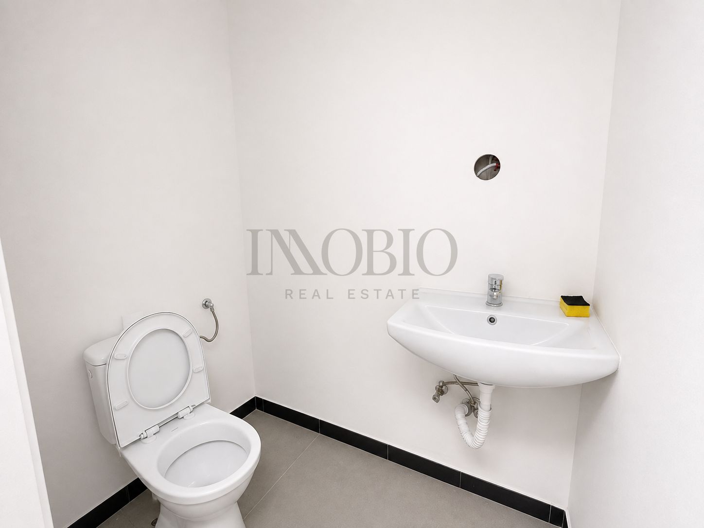 Spațiu comercial stradal | Potrivit pentru orice tip de activitate — fotografia 11