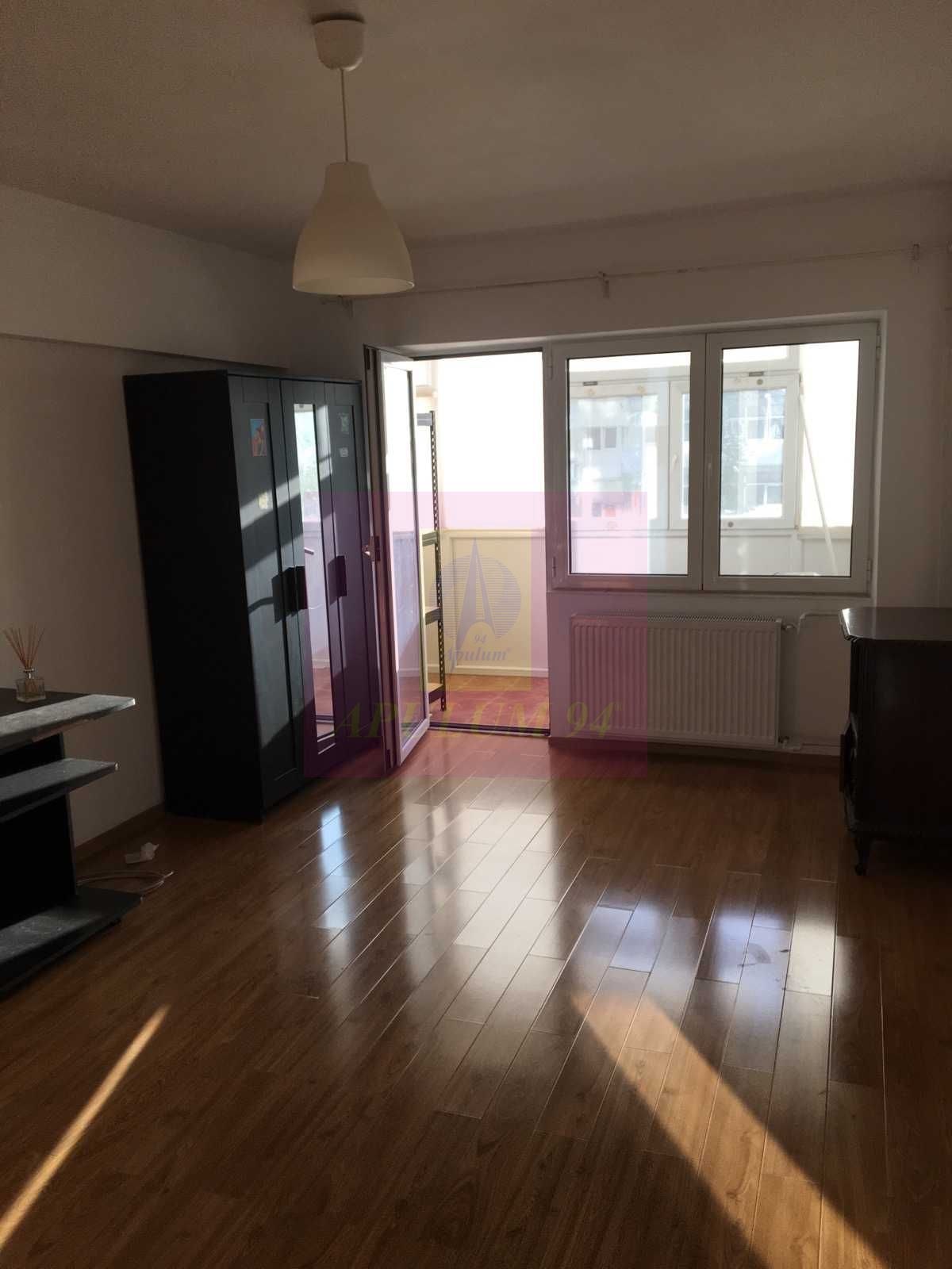 Apartament 3 camere, spațios, luminos și liniștit, cu vedere spre parc și lac — fotografia 3