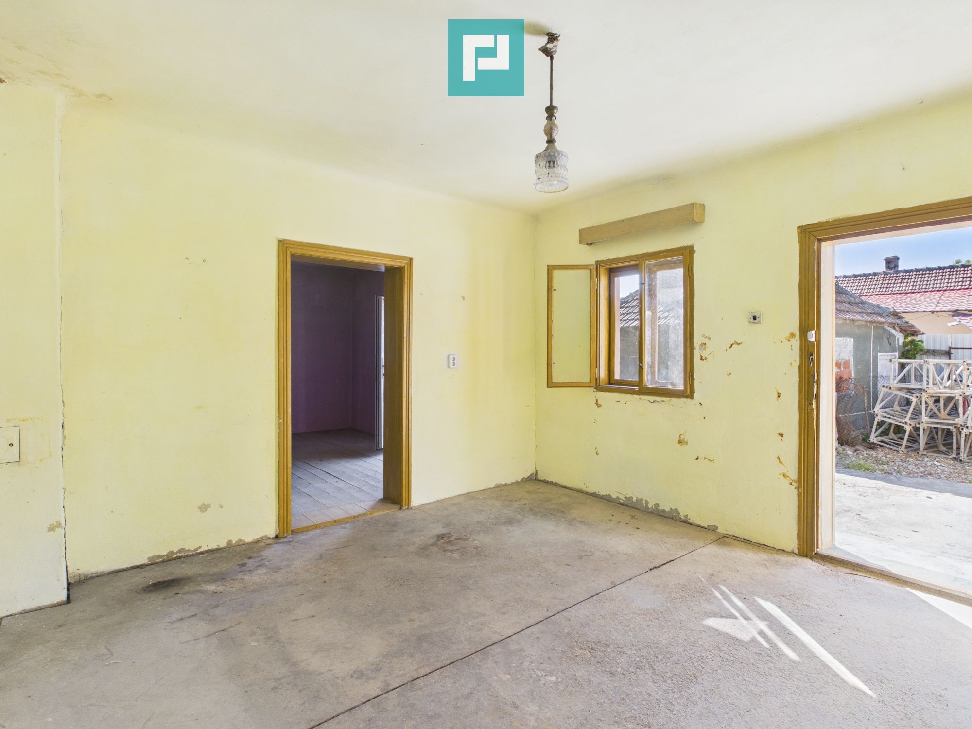 Casă 115 mp cu teren 700 mp în Rontău — fotografia 3