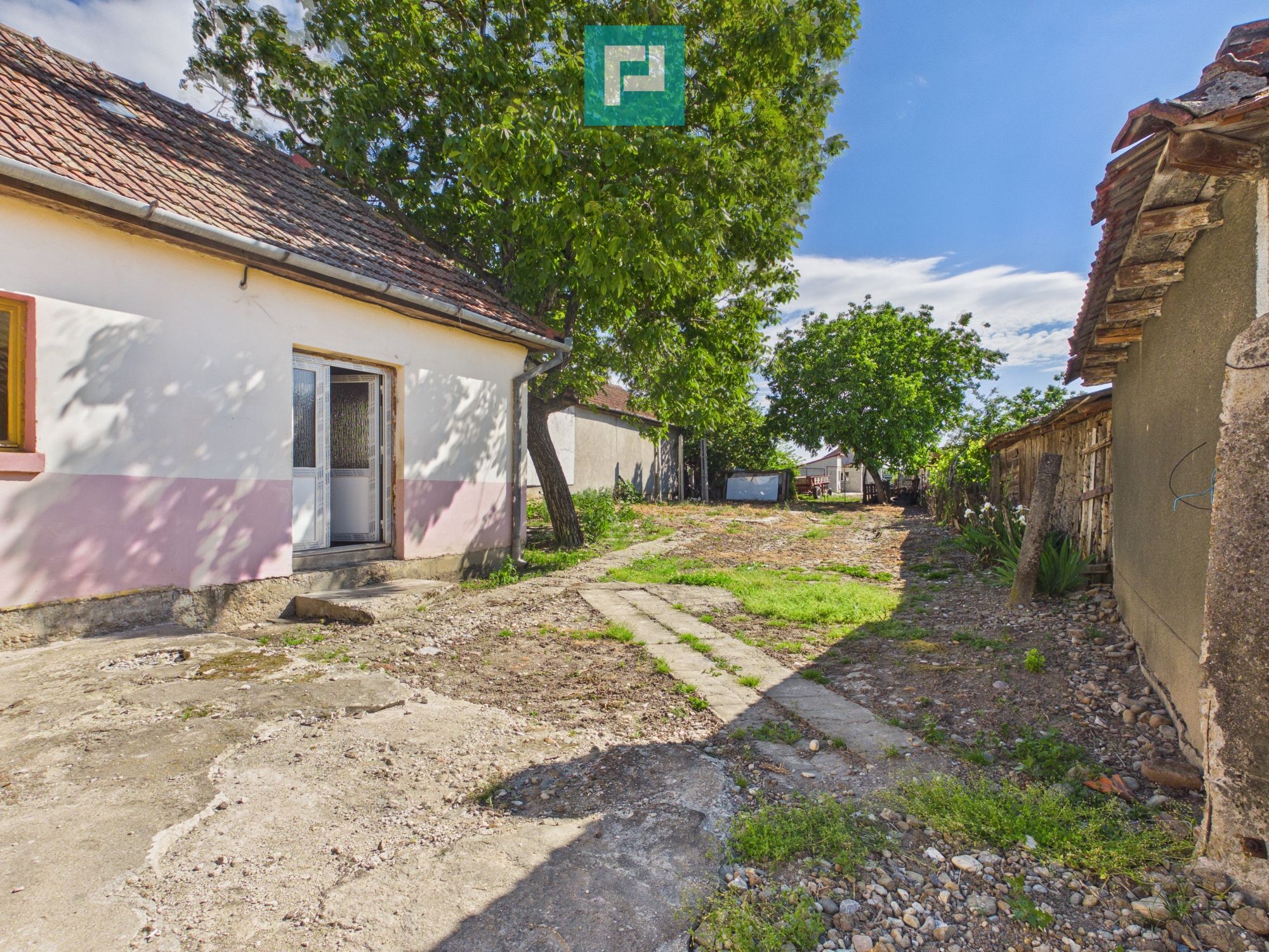 Casă 115 mp cu teren 700 mp în Rontău — fotografia 4