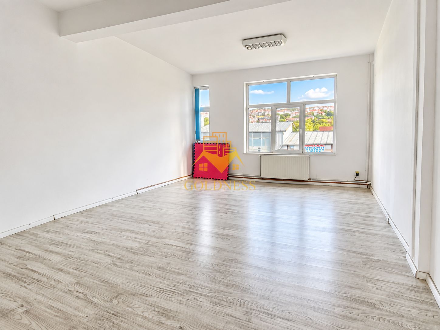 Spatiu comercial/ birouri, aprox. 200 mp, lângă METRO, BMW, Floresti — fotografia 3