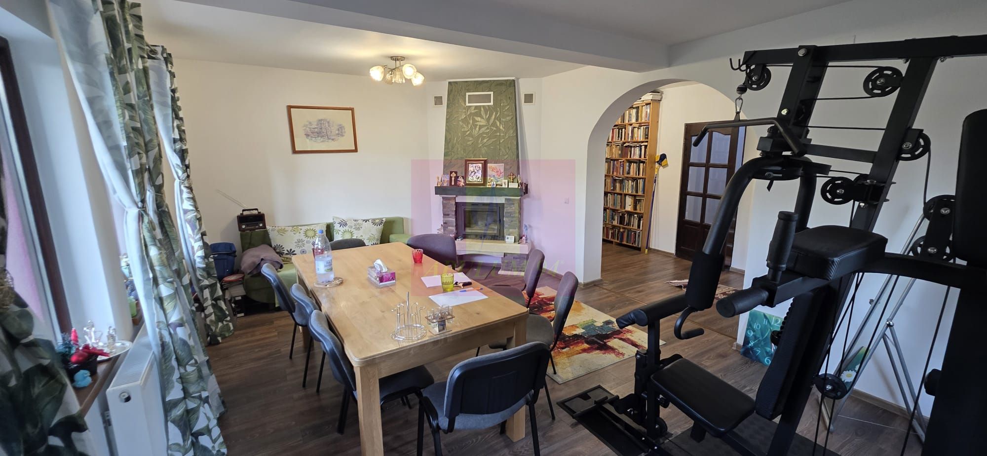 Vila 6 camere de vanzare in Banesti — fotografia 5