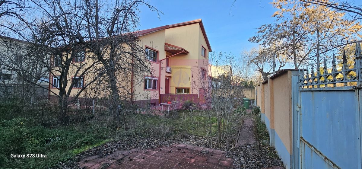 Vila cu teren la Parc Bazilescu — fotografia 3