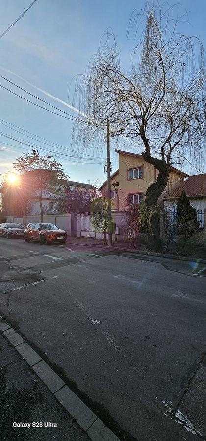 Vila cu teren la Parc Bazilescu — fotografia 5