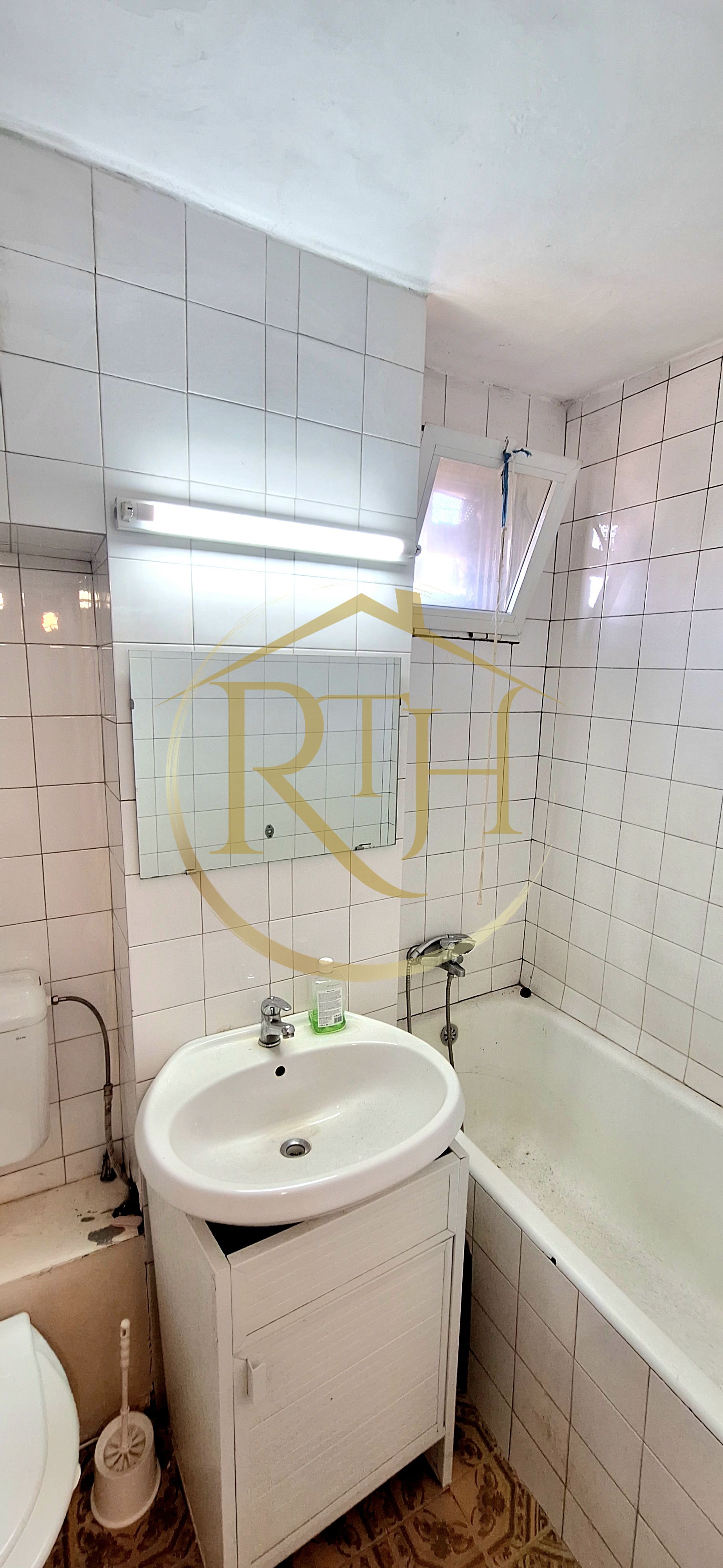 Apartament 2 camere decomandat de vânzare, Torontalului, 0% Comision — fotografia 15