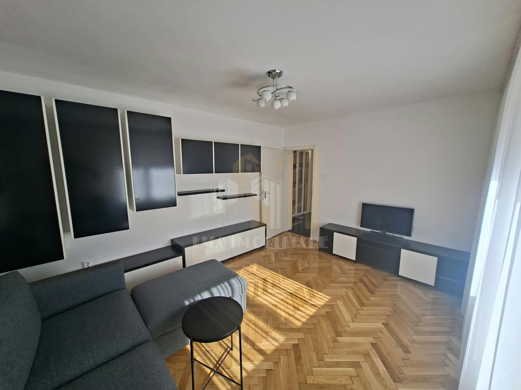 Apartament 3 camere central strada Matei Basarab Brasov — fotografia 6