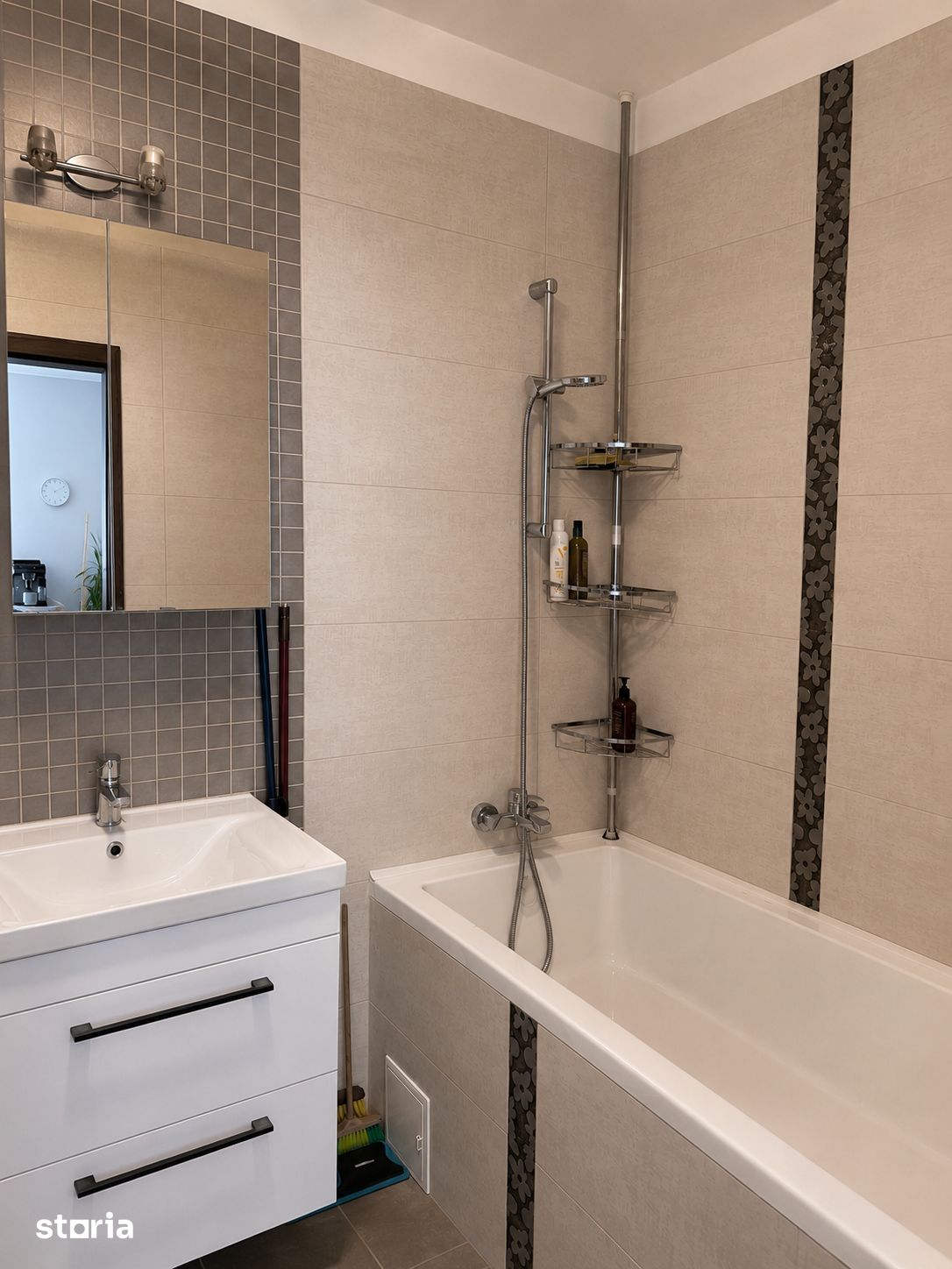 Apartament decomandat 2 camere 56 mp Parcare disponibila-Buna Ziua — fotografia 11
