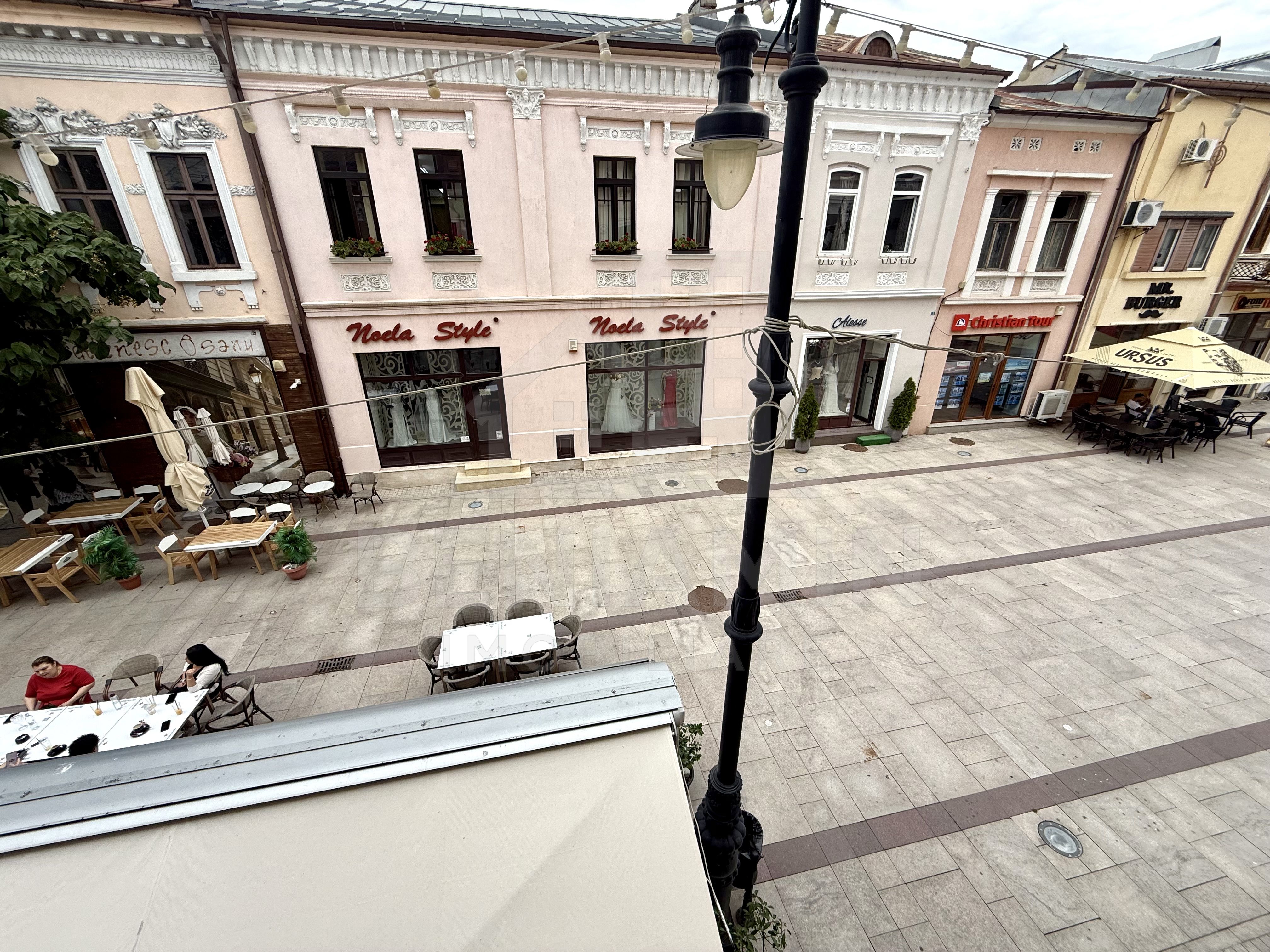 2 camere tip birouri - Centrul Vechi - Lipscani Pino -etaj 1