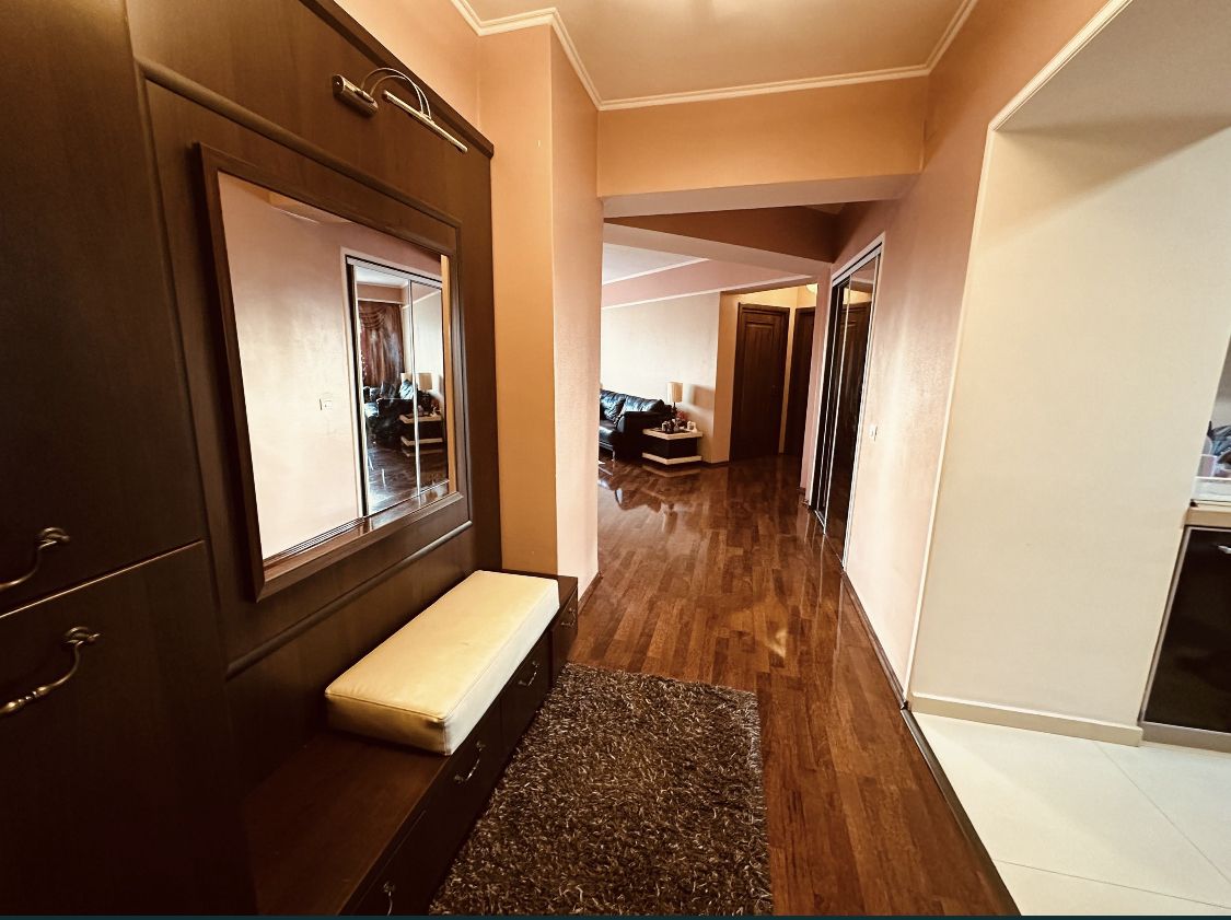 Vand ap 3 camere — fotografia 3