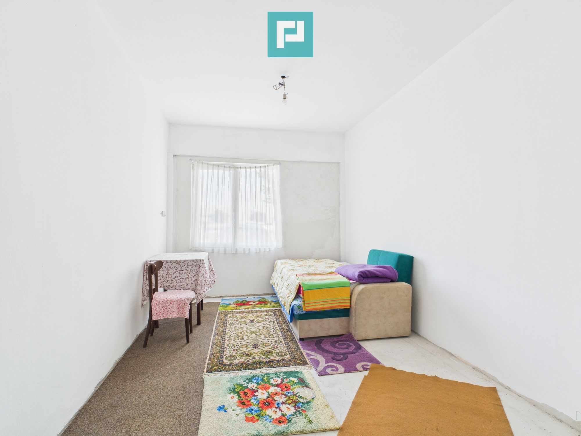 Casă P+E+M în zona Mehala pe arteră principală — fotografia 2