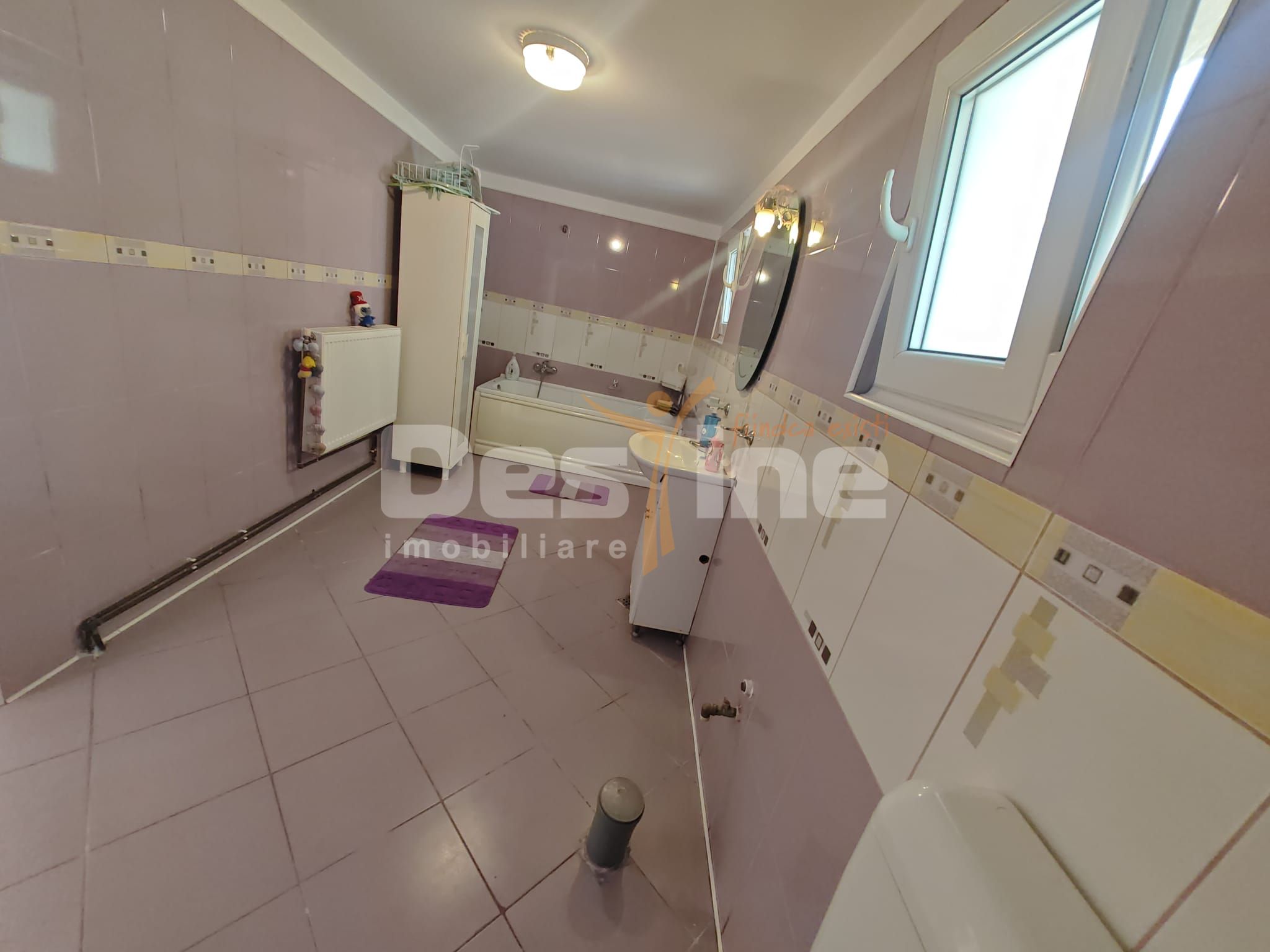 Casă spațioasă cu 7 camere, ideală pentru familie numeroasa — fotografia 29