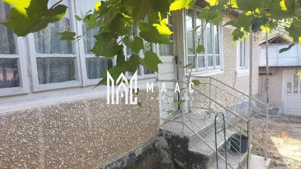 Casă bătrânească de vânzare – Comuna Livezi, Județul Vâlcea — fotografia 3