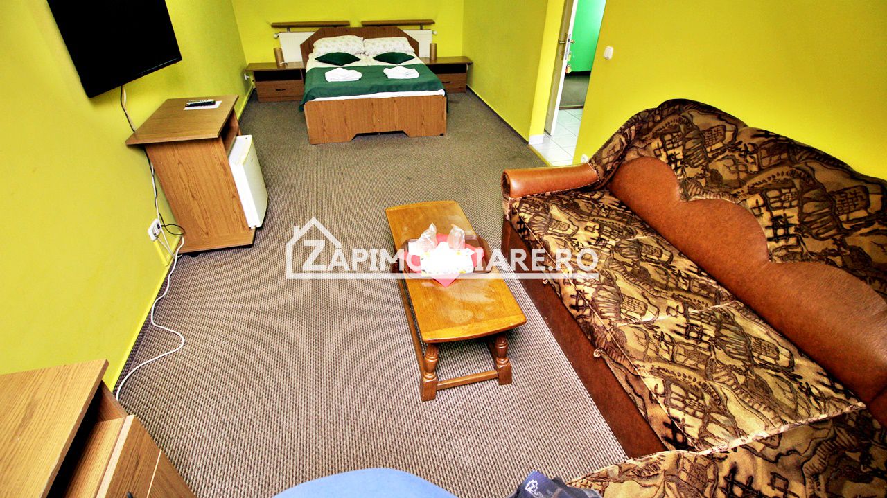 Pensiune aproape de centru,10 camere,13 băi,1 restaurant — fotografia 15