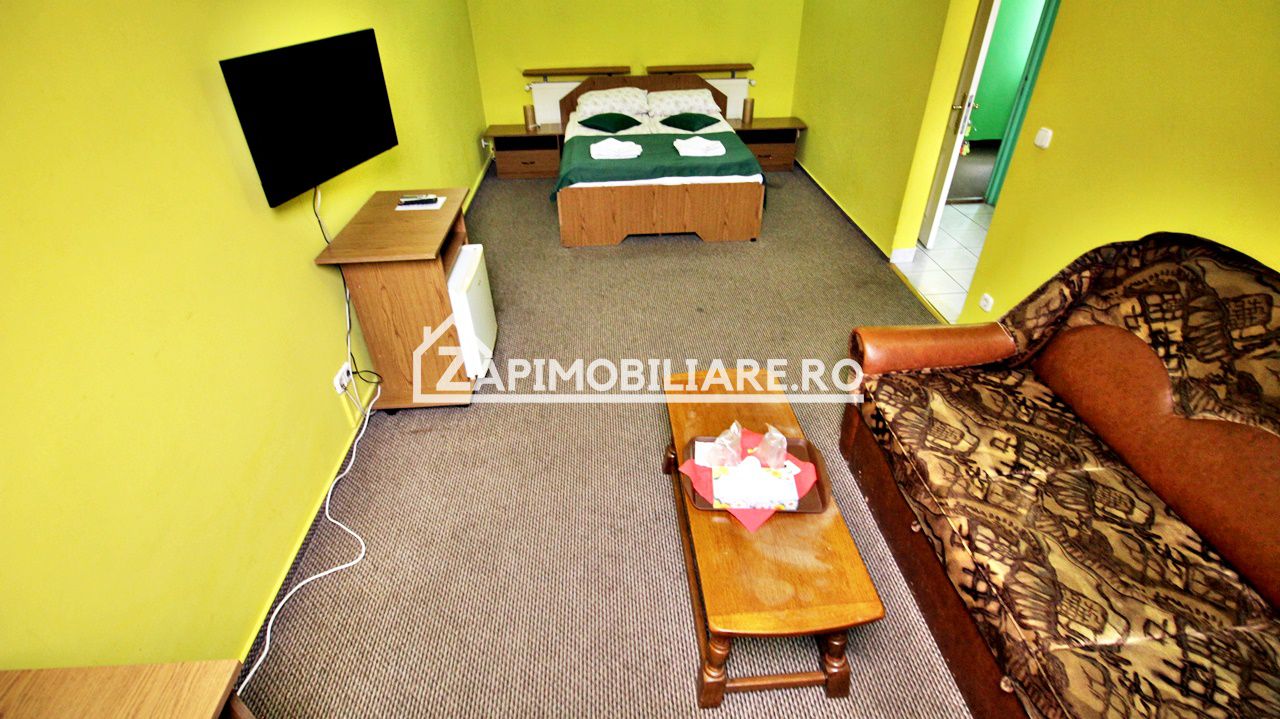 Pensiune aproape de centru,10 camere,13 băi,1 restaurant — fotografia 19