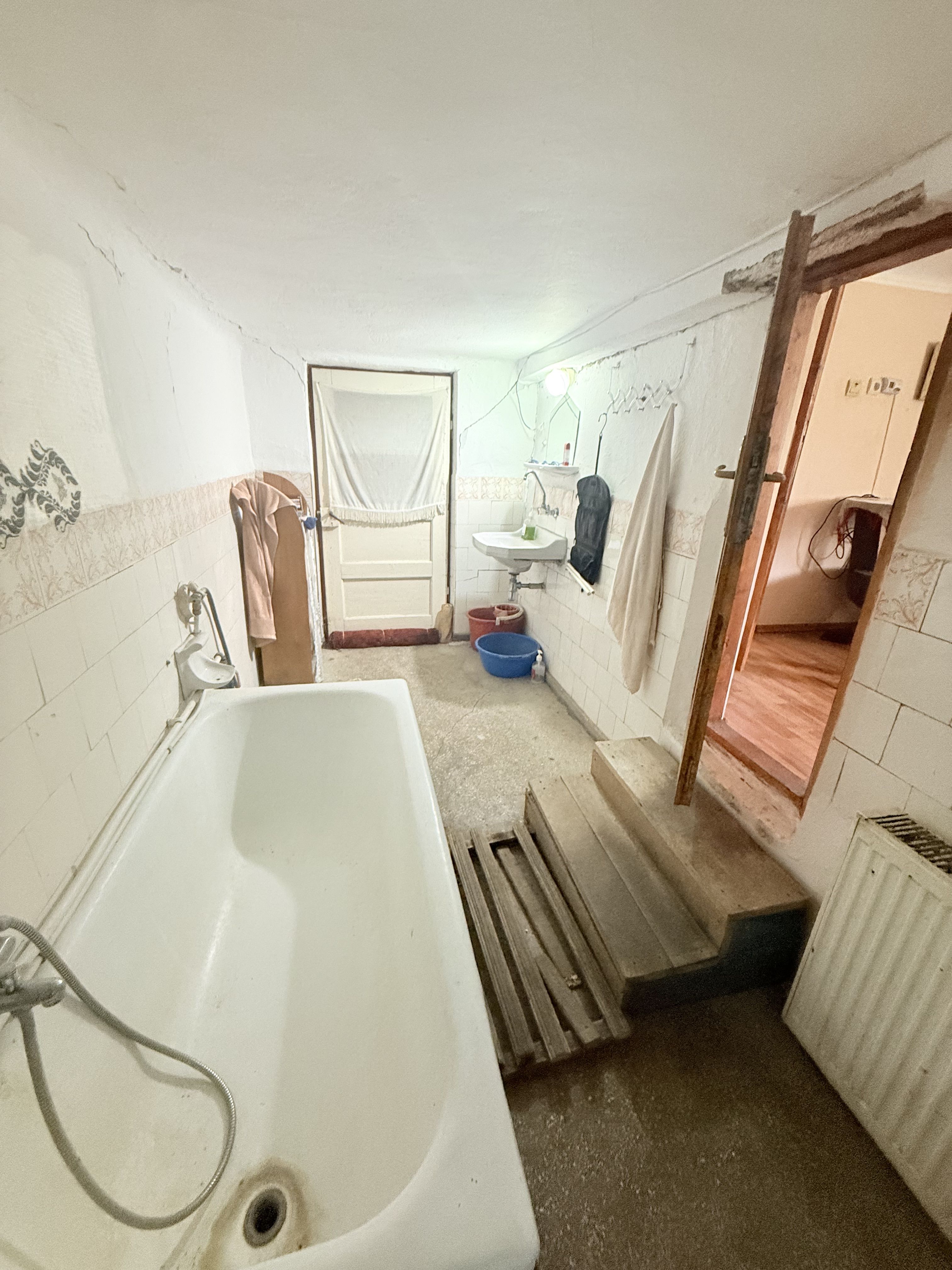 Casa interbelică cu arhitectură deosebită+Anexa și teren 1570 mp — fotografia 15