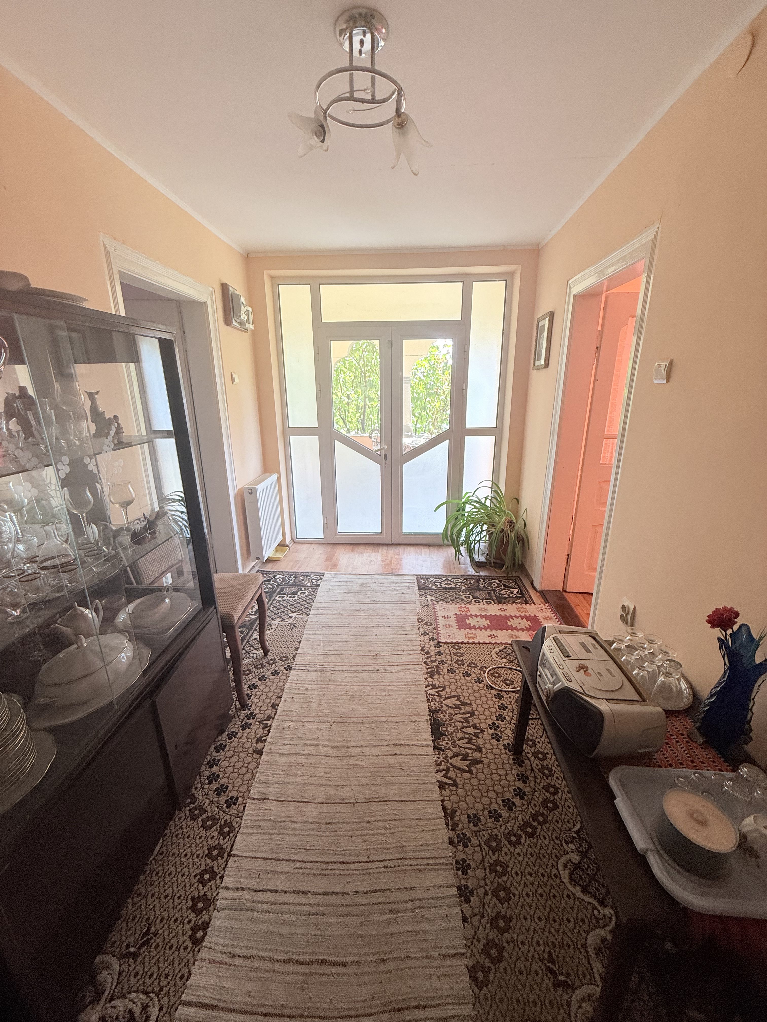 Casa interbelică cu arhitectură deosebită+Anexa și teren 1570 mp — fotografia 22