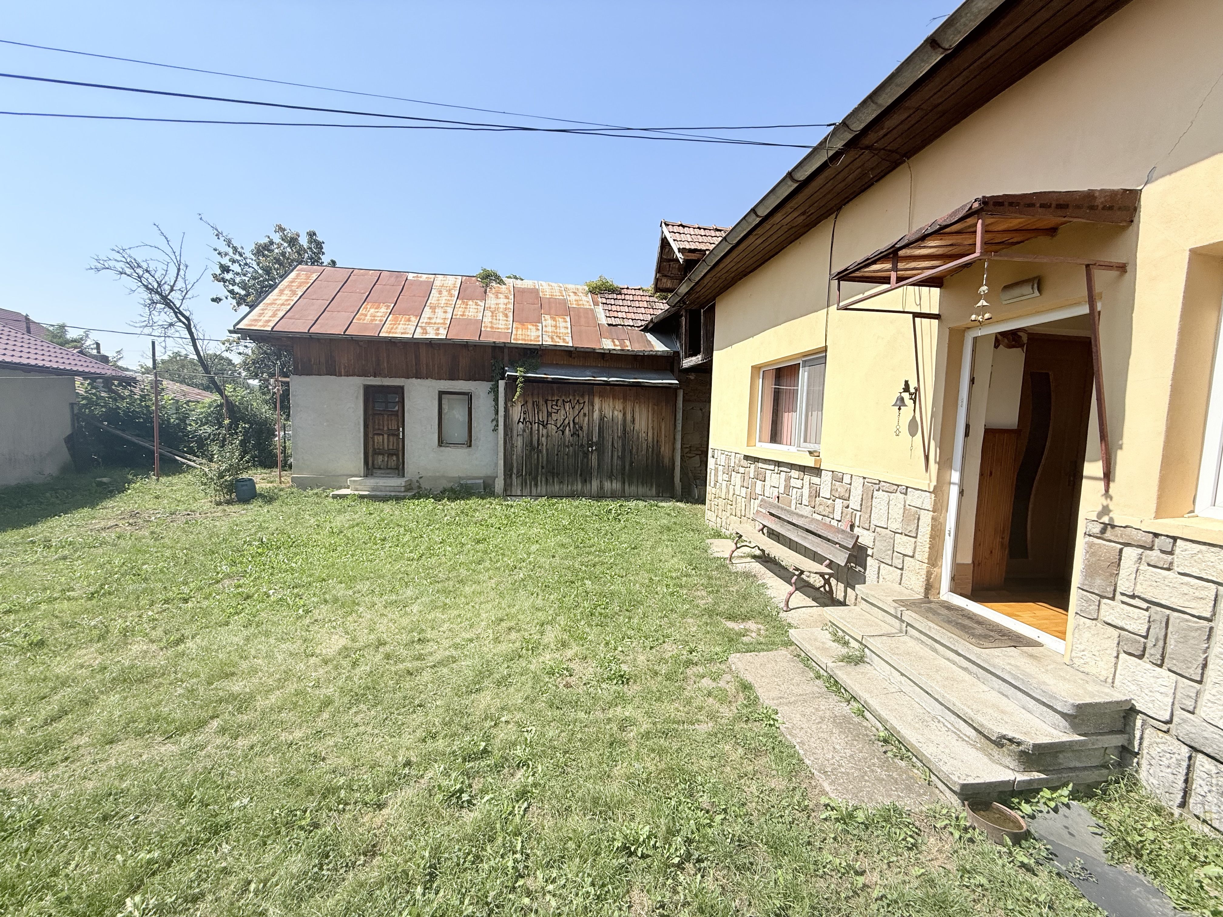 Casa interbelică cu arhitectură deosebită+Anexa și teren 1570 mp — fotografia 34