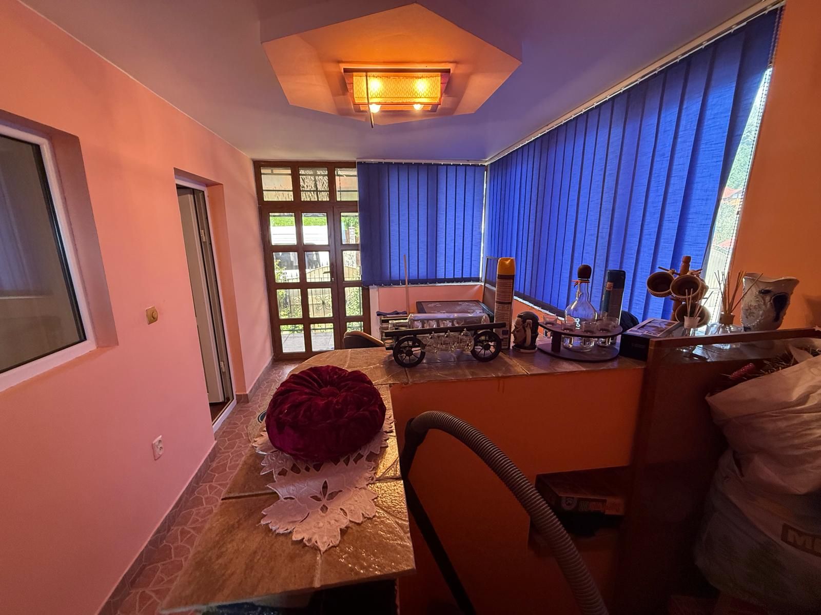 Vila S+P+1,+ garaj inchis + terasa si teren intravilan 6300 mp — fotografia 19