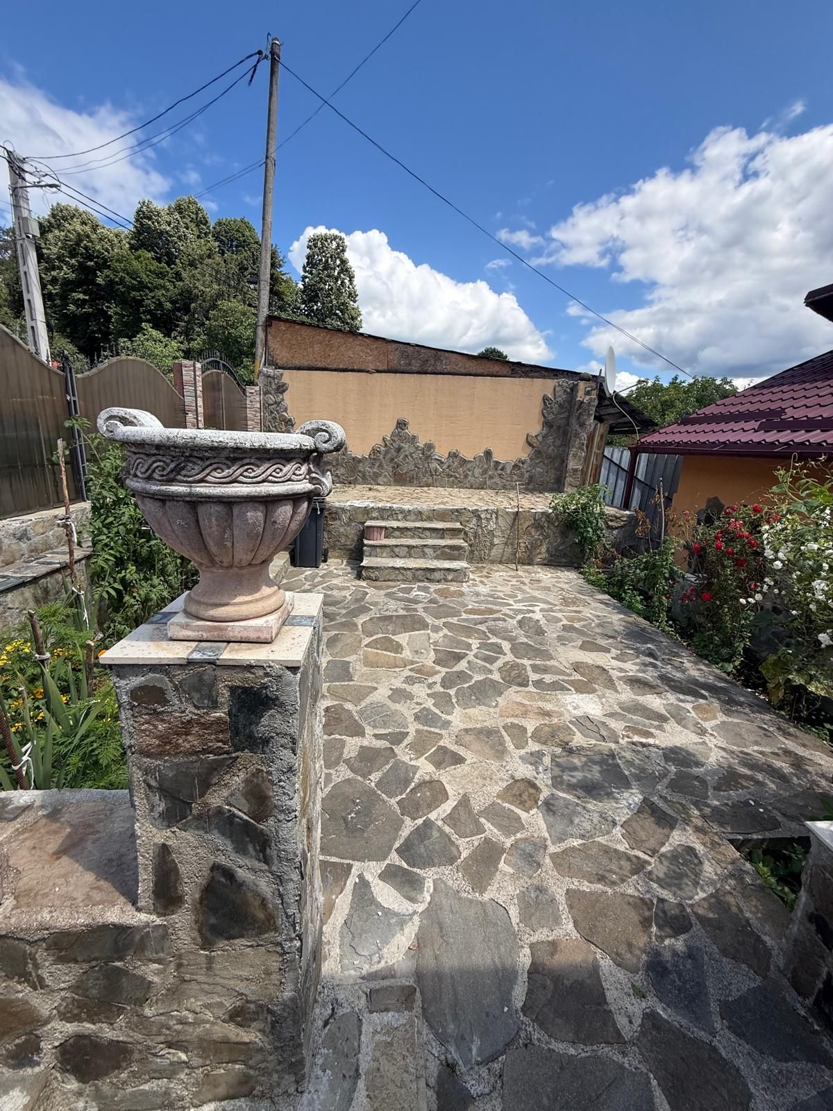 Vila S+P+1,+ garaj inchis + terasa si teren intravilan 6300 mp — fotografia 39