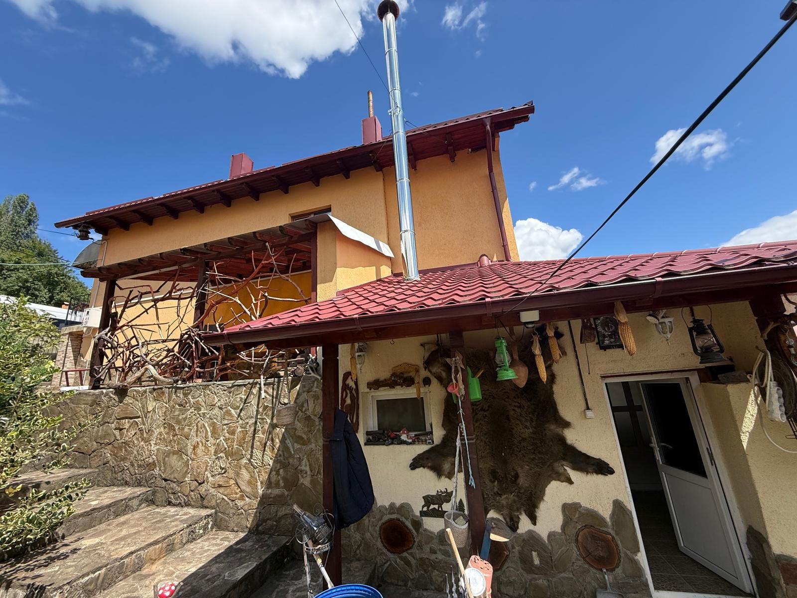 Vila S+P+1,+ garaj inchis + terasa si teren intravilan 6300 mp — fotografia 44