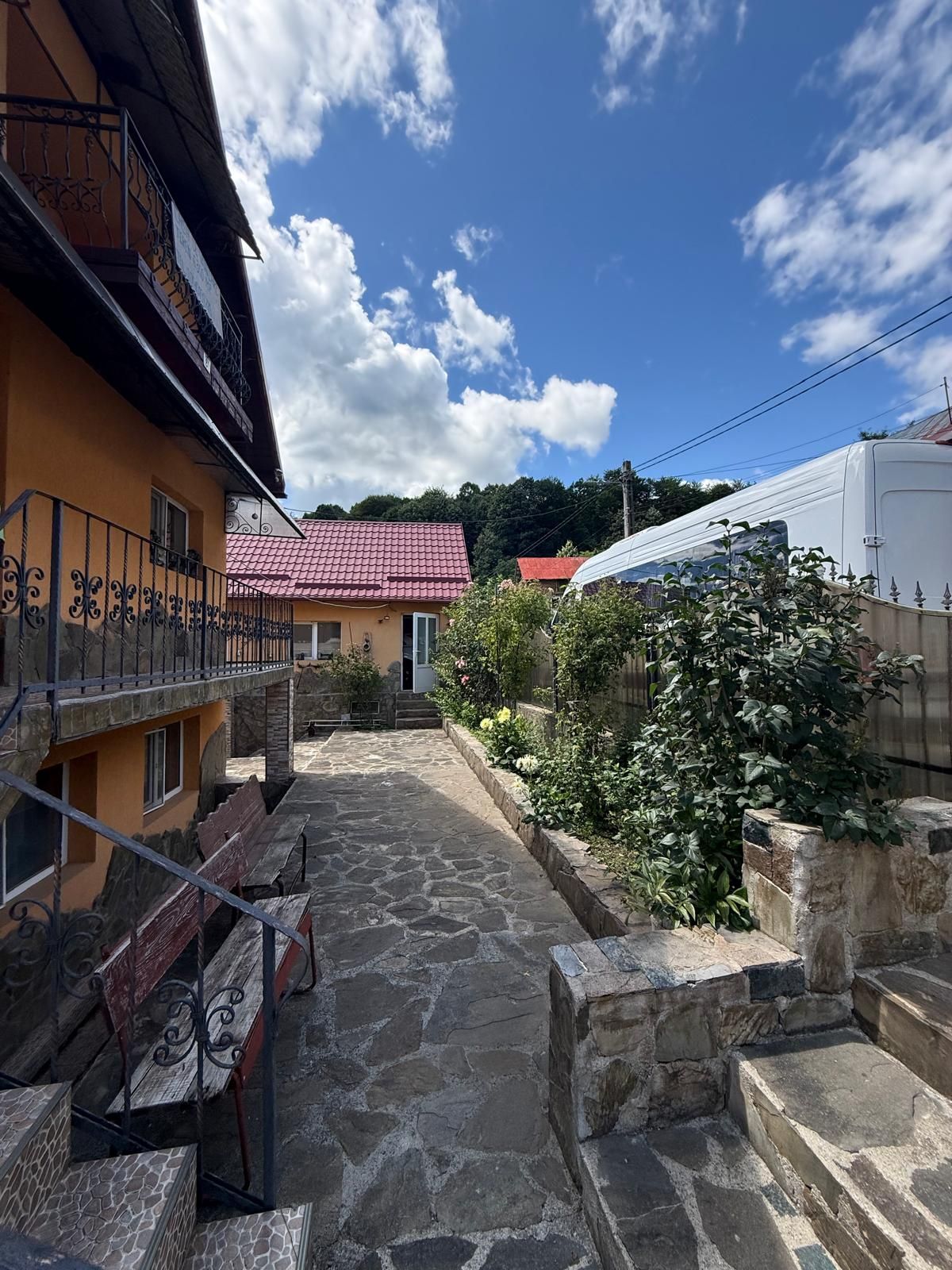 Vila S+P+1,+ garaj inchis + terasa si teren intravilan 6300 mp — fotografia 54