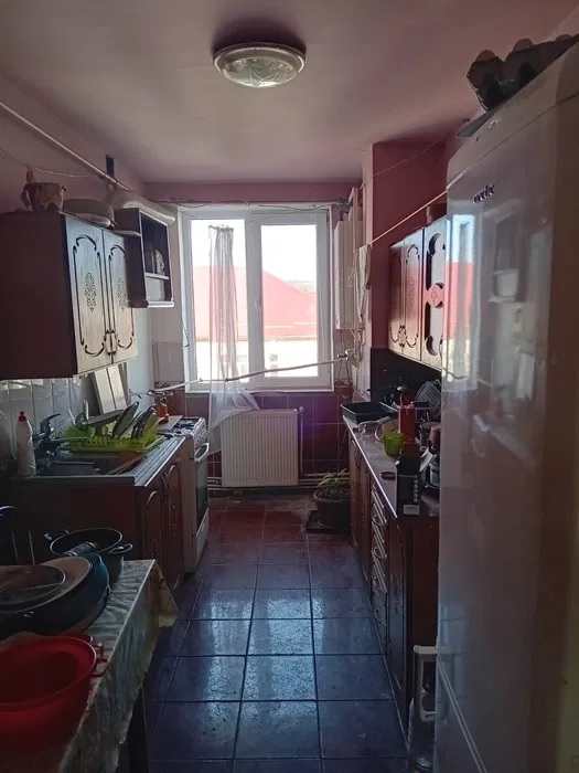 Apartament 4 camere – zonă centrală, str. Visinilor – 81 mp utili