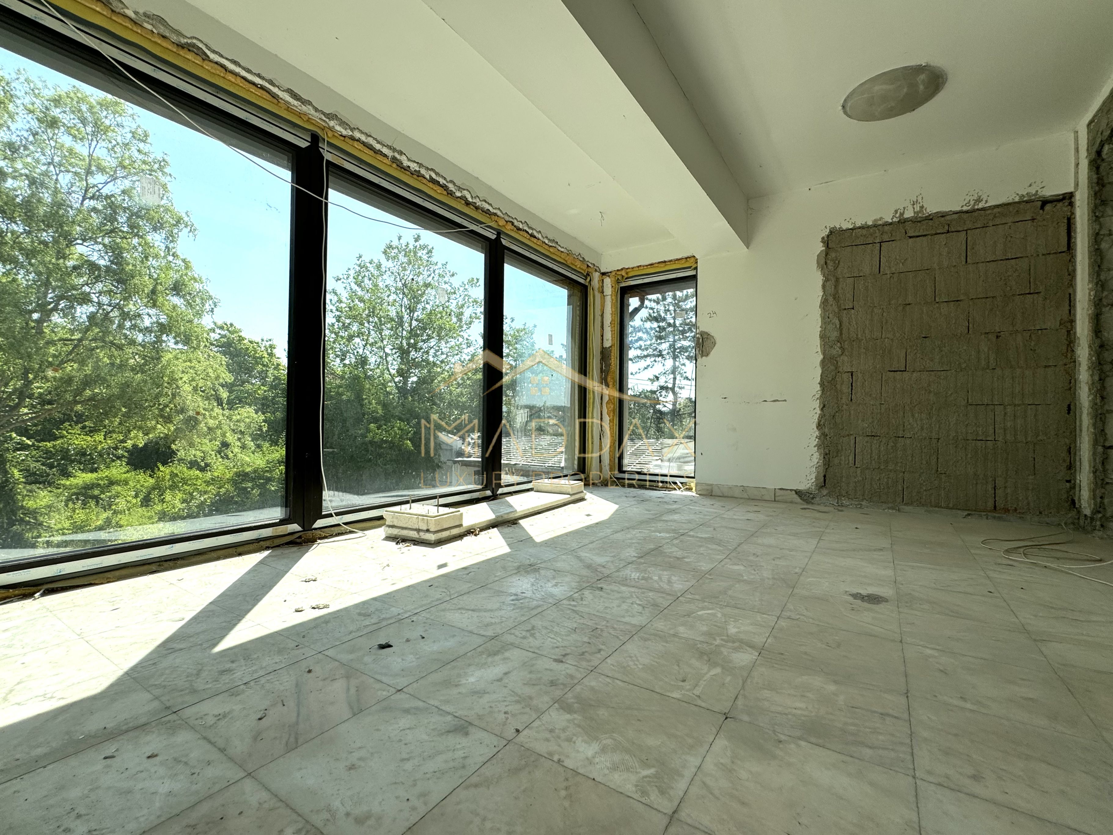 Vila cu 13 camere *4000mp teren* / Piscina / Snagov — fotografia 18