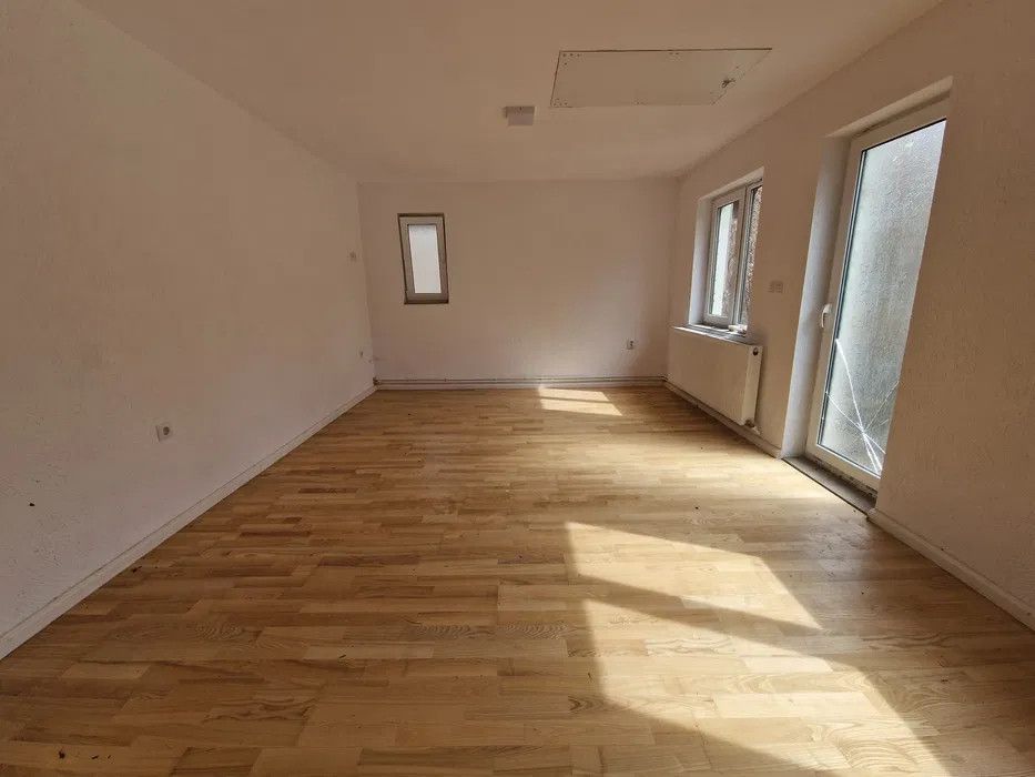Casa 4 camere finisata la cheie Valea Avrigului Sibiu 400mp teren — fotografia 4