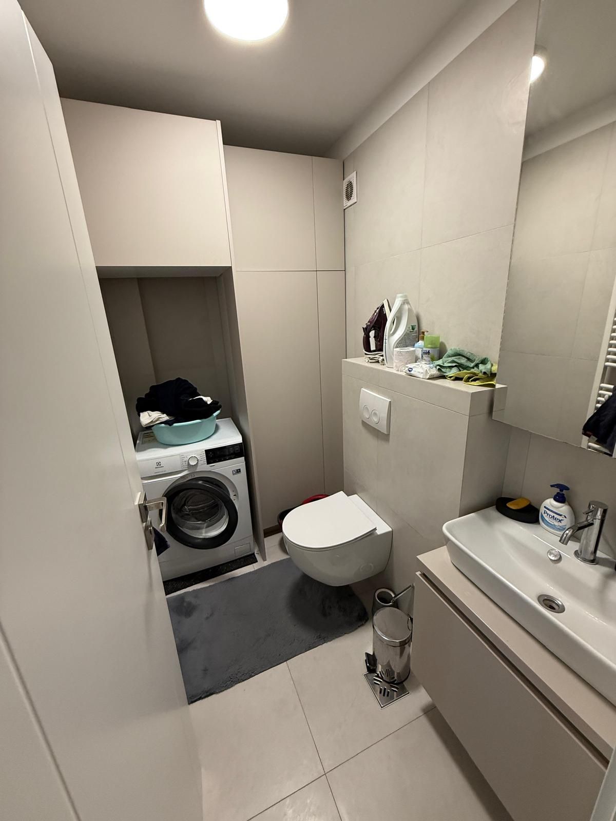 Apartament bloc NOU,4 camere,3 bai,2 terase,parcare privată — fotografia 10