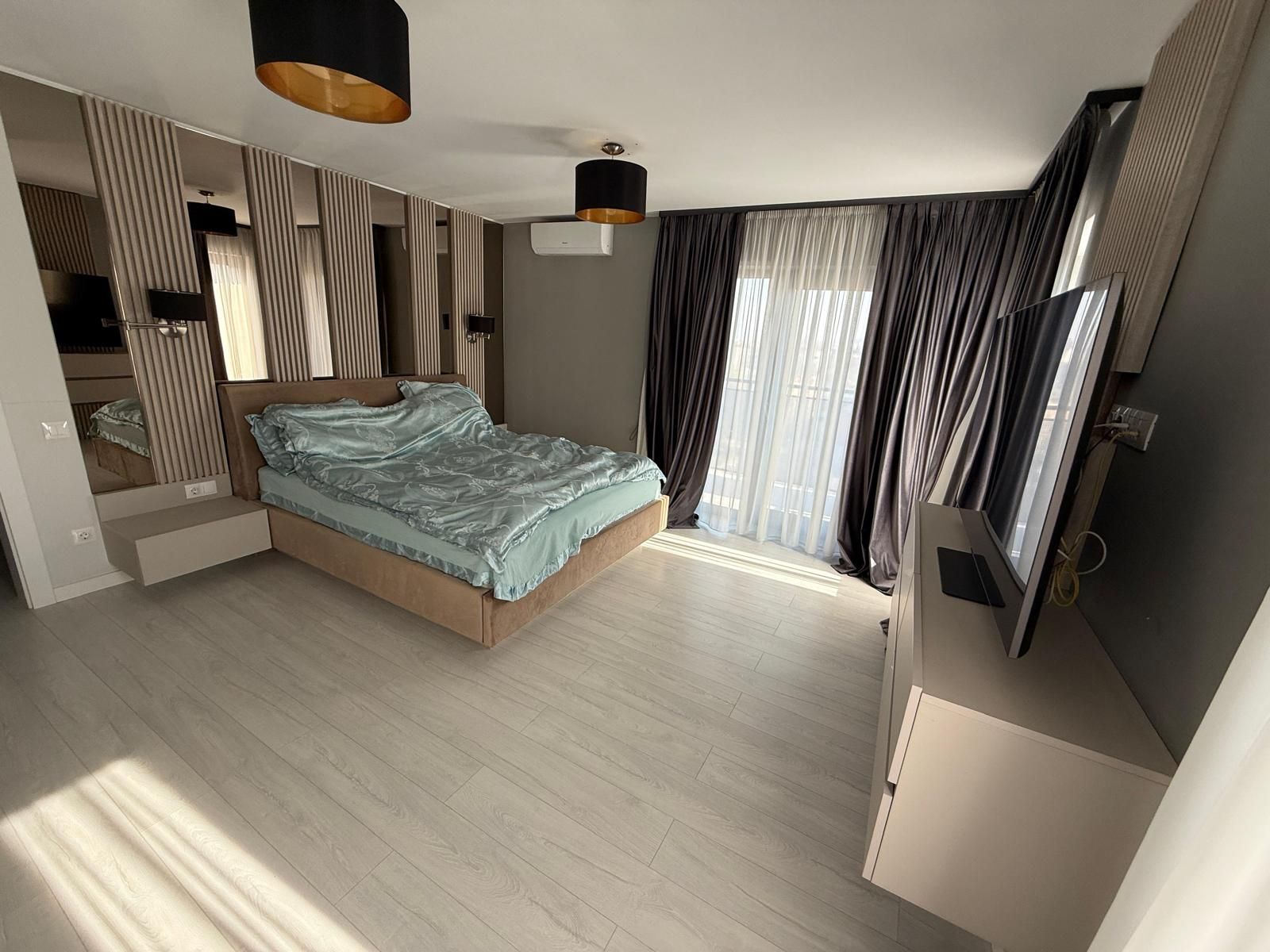 Apartament bloc NOU,4 camere,3 bai,2 terase,parcare privată — fotografia 9