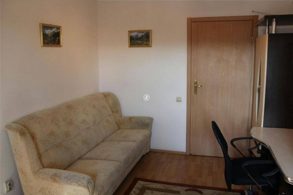 Garsoniera de inchiriat in zona Podul de Piatra - Gara - Mobiliata — fotografia 6