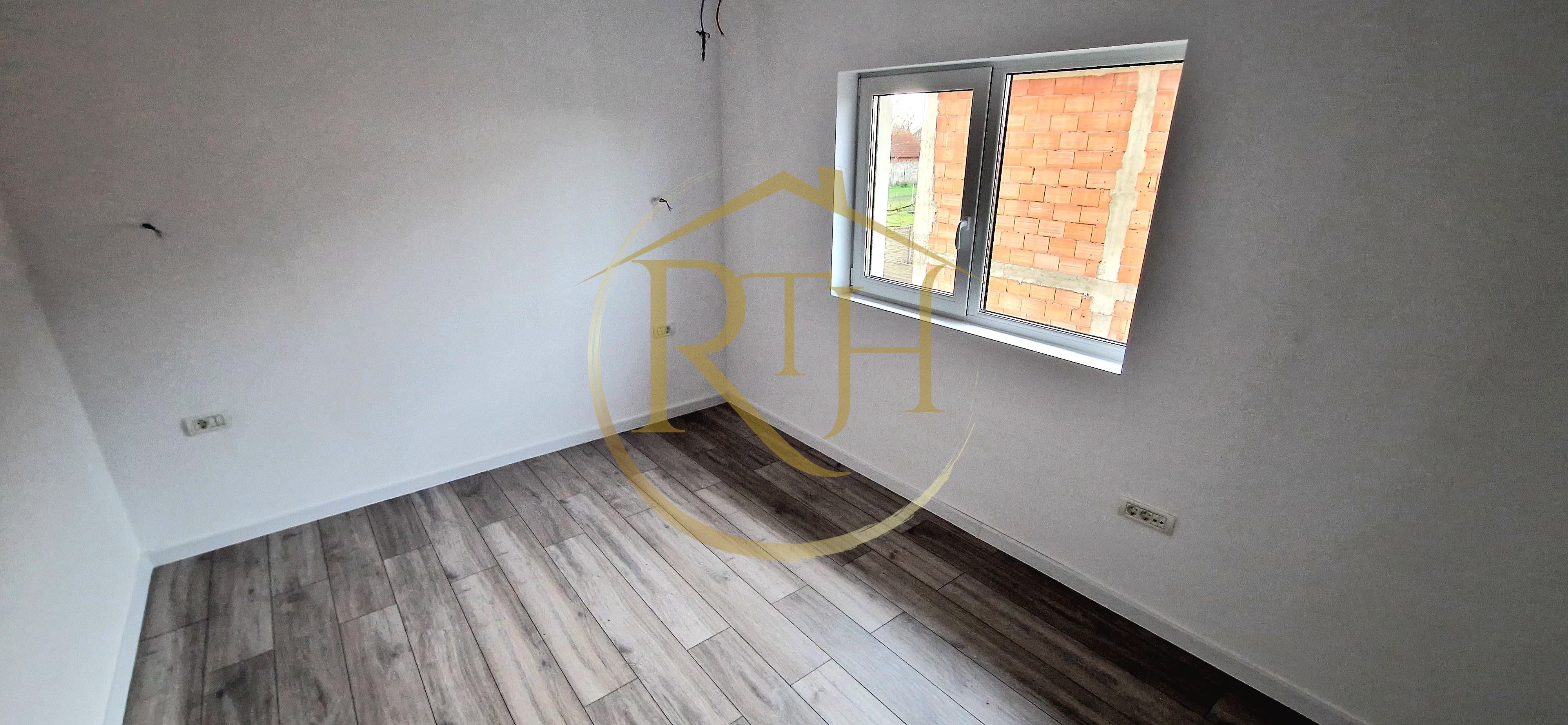 Duplex de vanzare cu 4 camere,2 bai,250 mp teren-Mosnita Veche zona Centrala. — fotografia 10