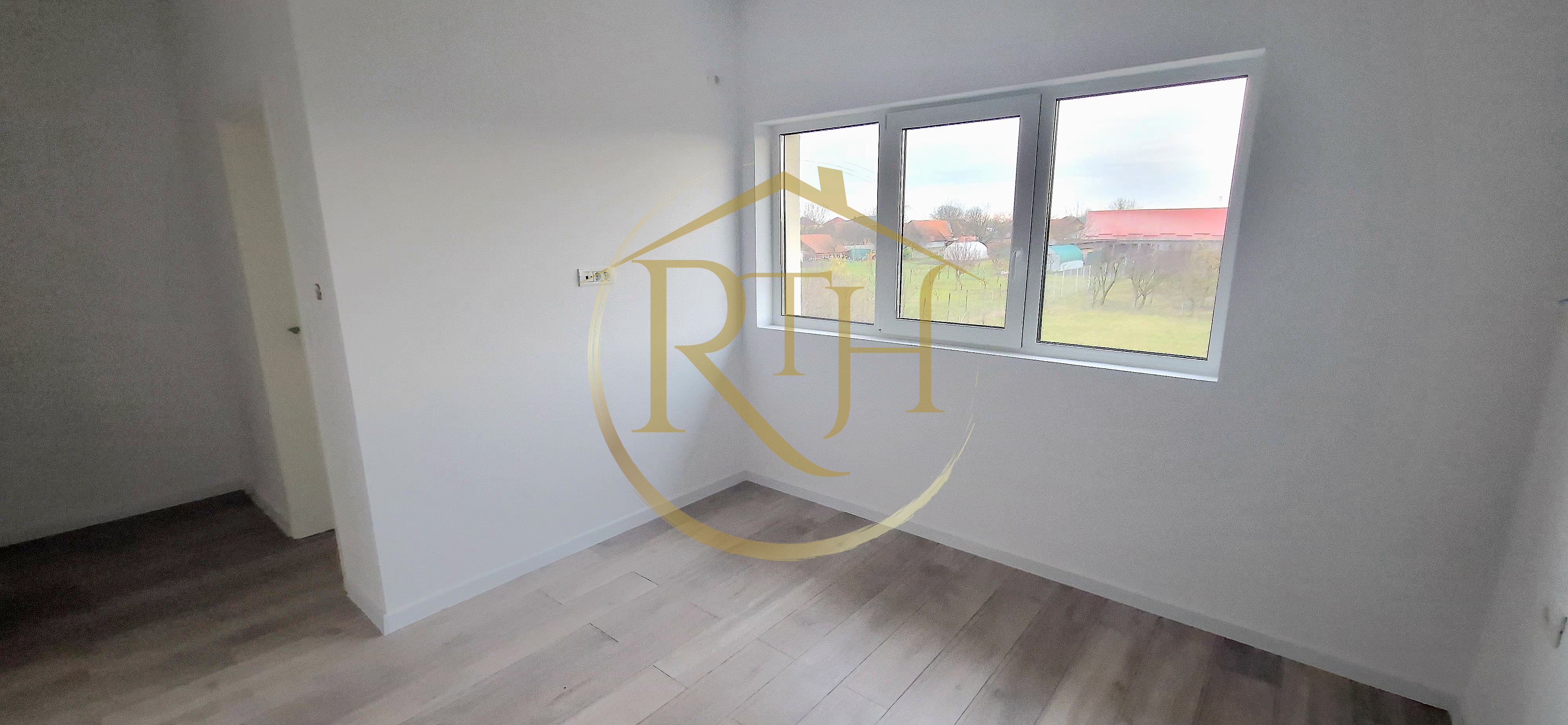 Duplex de vanzare cu 4 camere,2 bai,250 mp teren-Mosnita Veche zona Centrala. — fotografia 13