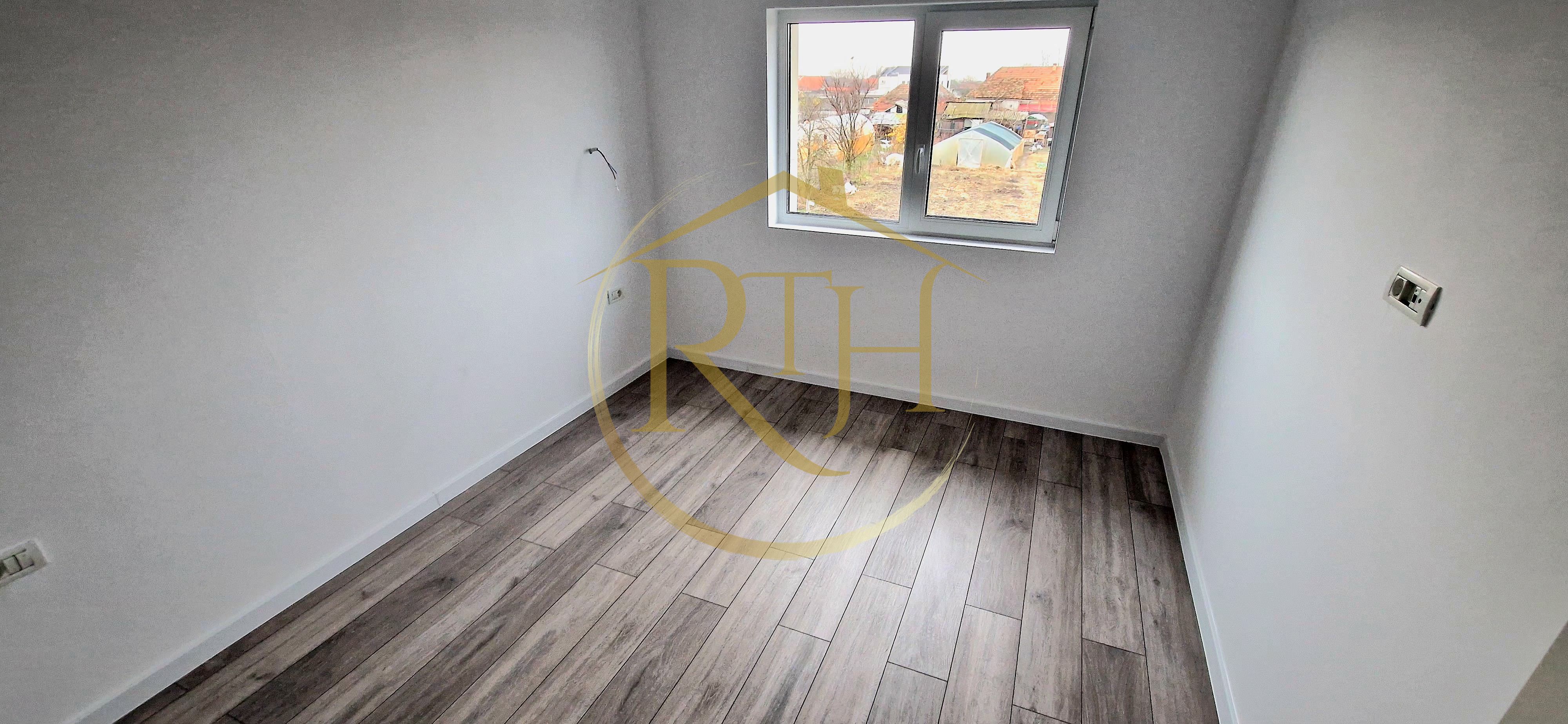 Duplex de vanzare cu 4 camere,2 bai,250 mp teren-Mosnita Veche zona Centrala. — fotografia 14