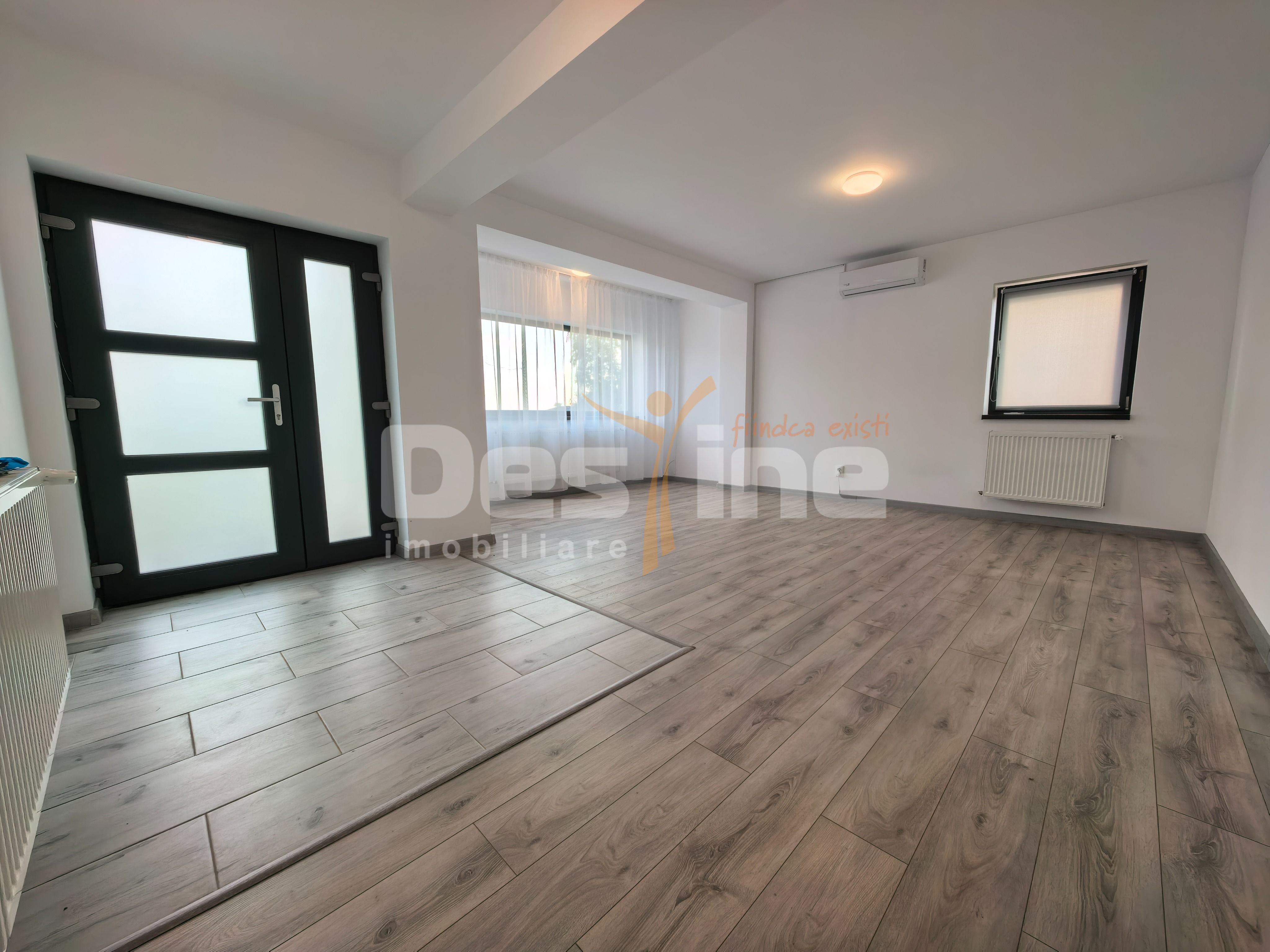 Vilă de închiriat cu 5 camere P+1 160 mp utili Copou — fotografia 4
