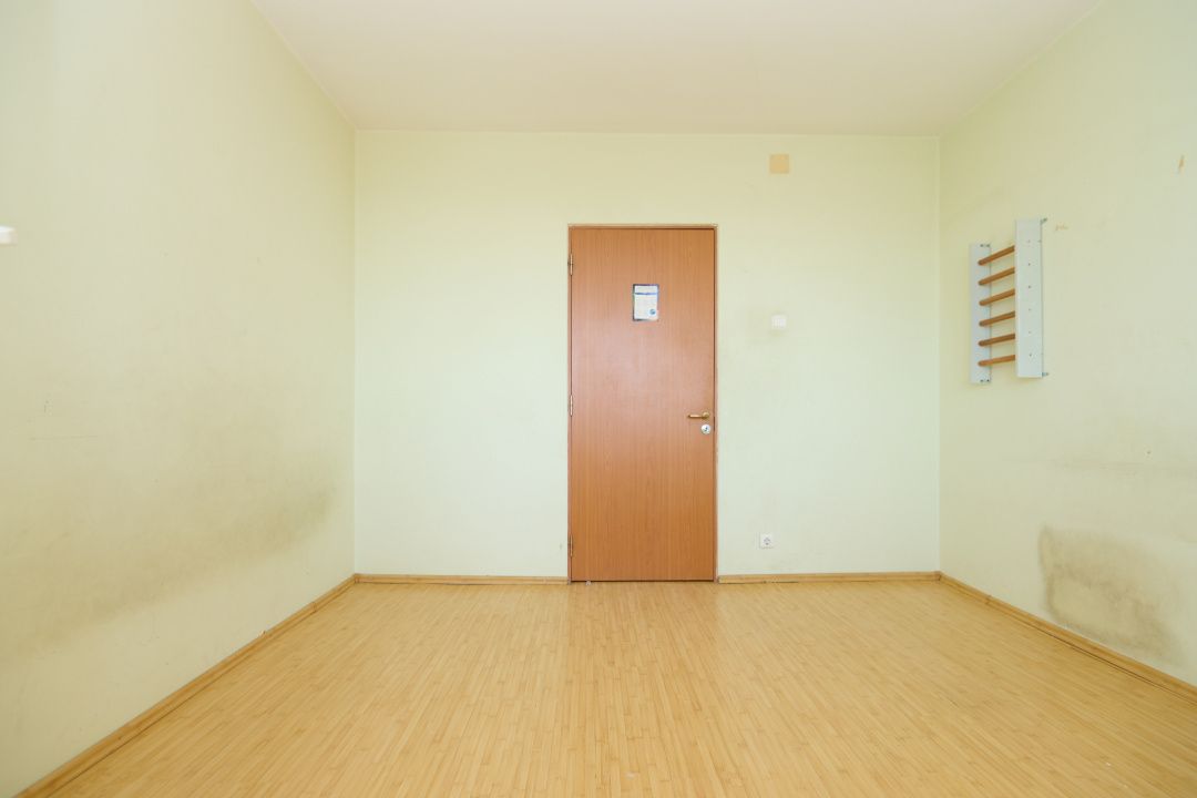 Apartament 4 Camere Decomandat | Craiovei | 3 Balcoane | Parcare — fotografia 10