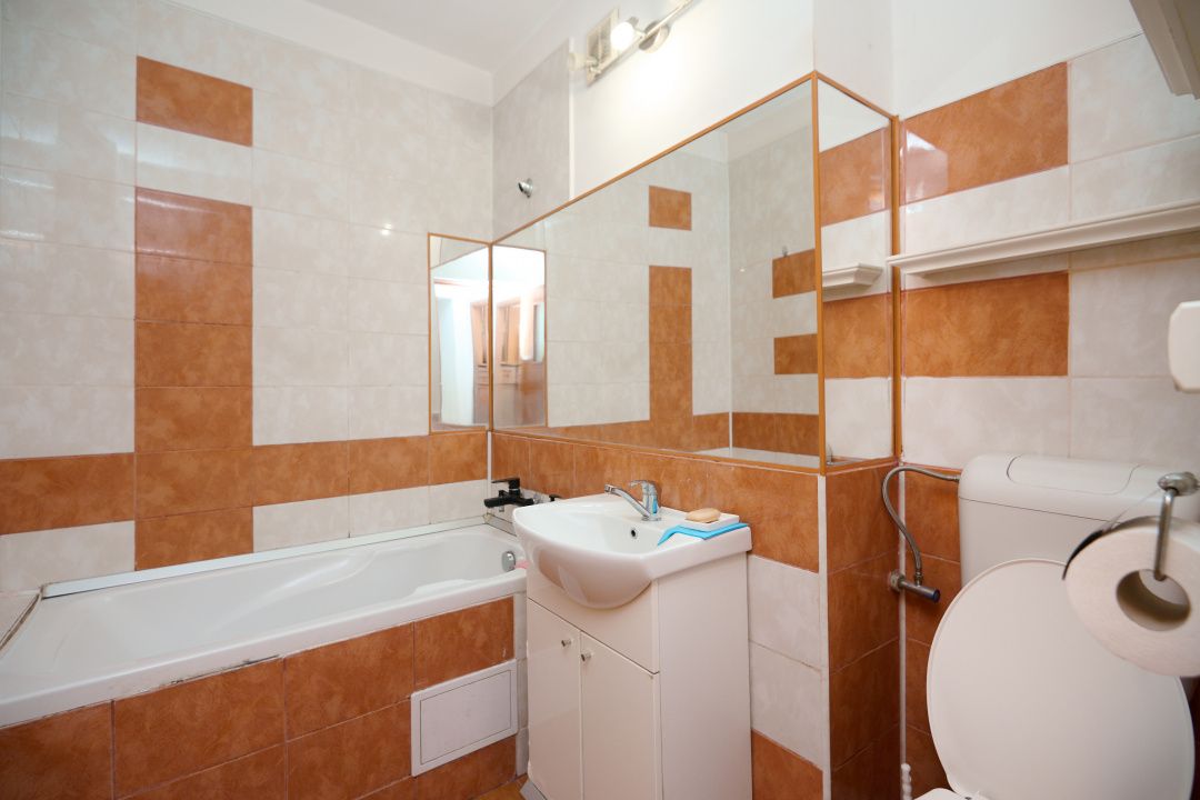 Apartament 4 Camere Decomandat | Craiovei | 3 Balcoane | Parcare — fotografia 13