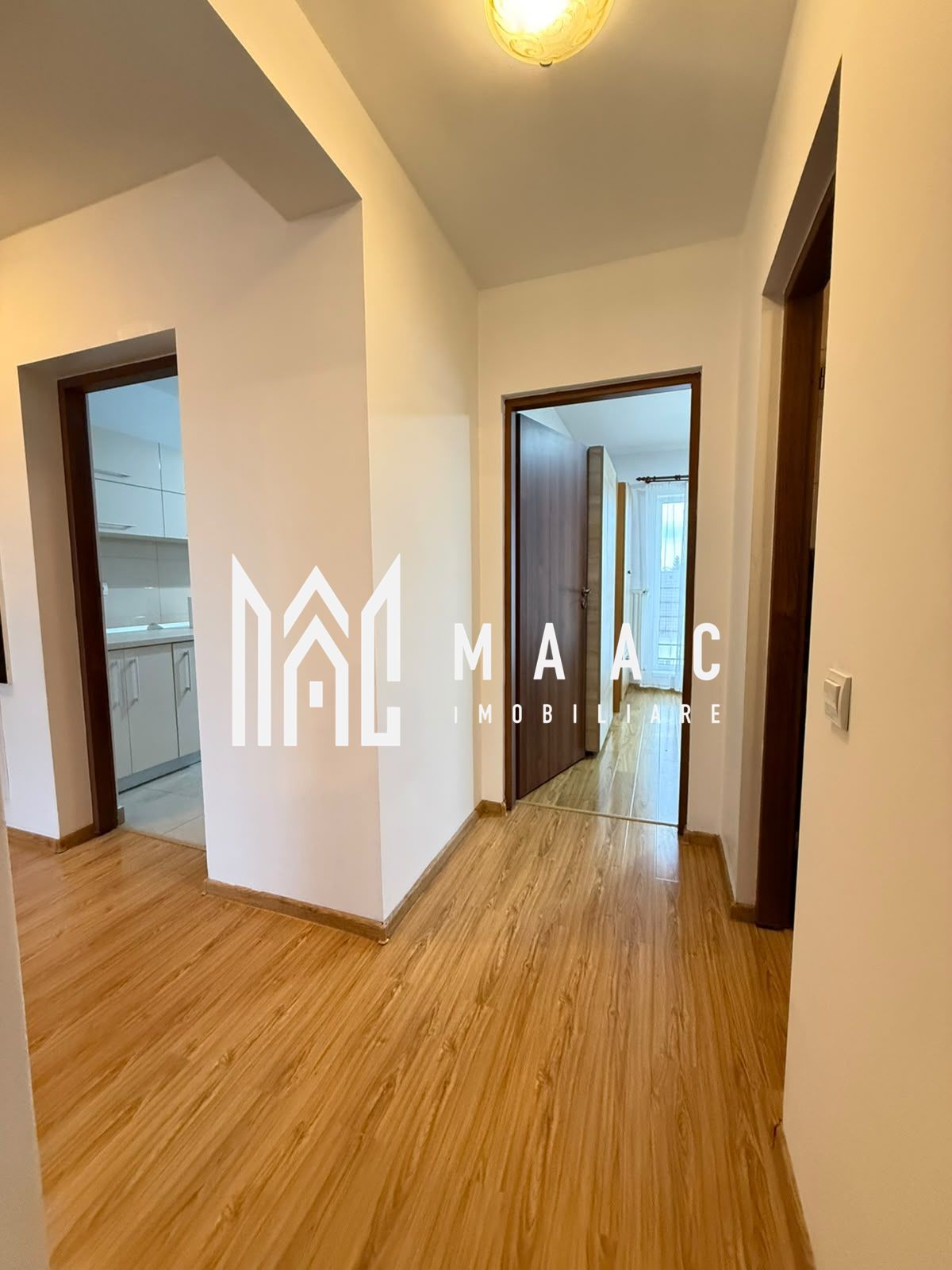 Apartament 3 camere | Etaj 2 | Decomandat | Terasa | Parcare — fotografia 19
